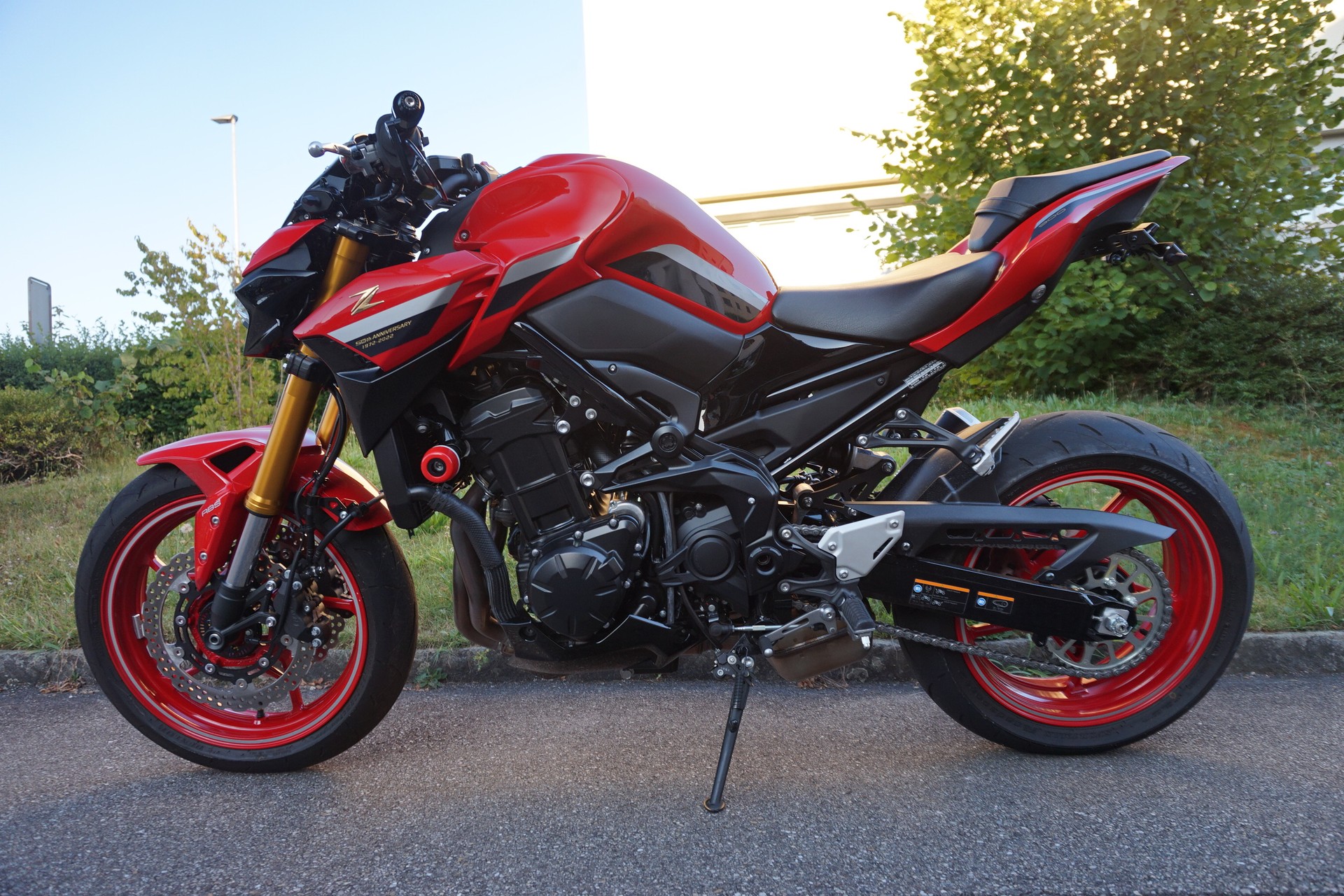 KAWASAKI Z900 ABS 50th Years mit LV10 Black Edition Auspuff-image-7