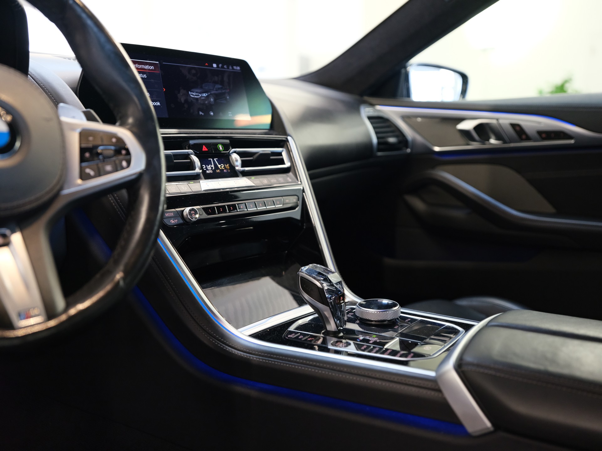 BMW M850i xDrive Steptronic-image-16