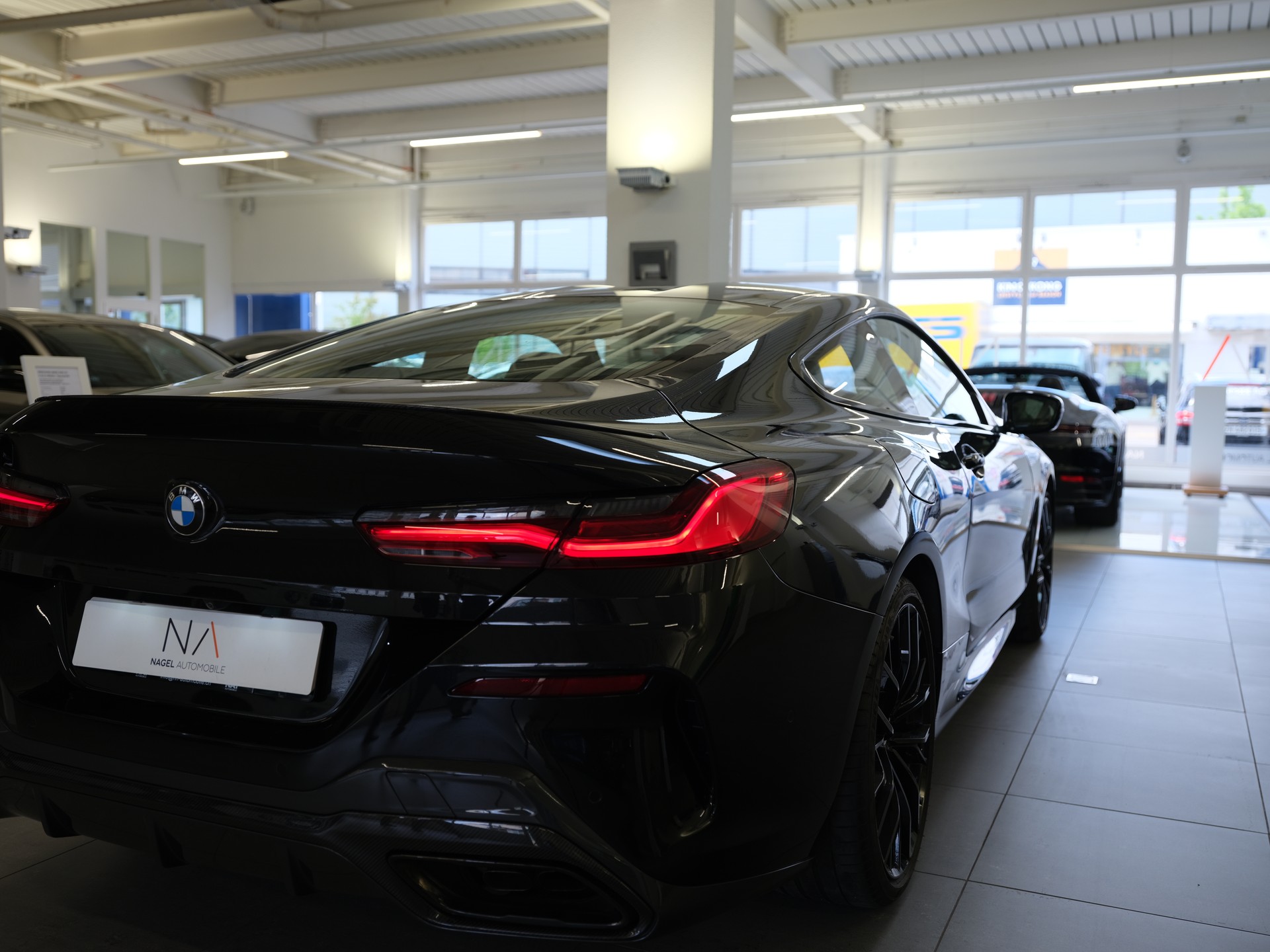 BMW M850i xDrive Steptronic-image-6