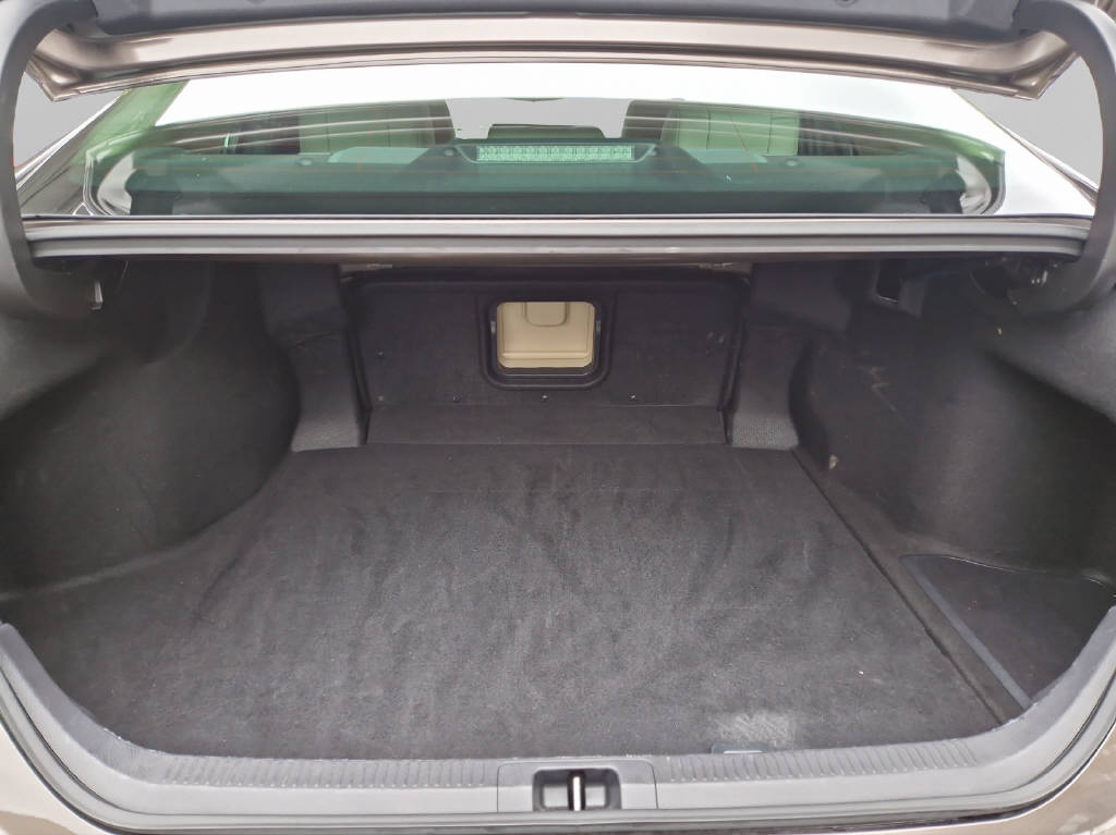 TOYOTA Camry 2.5 HSD Premium 41659/000-image-8