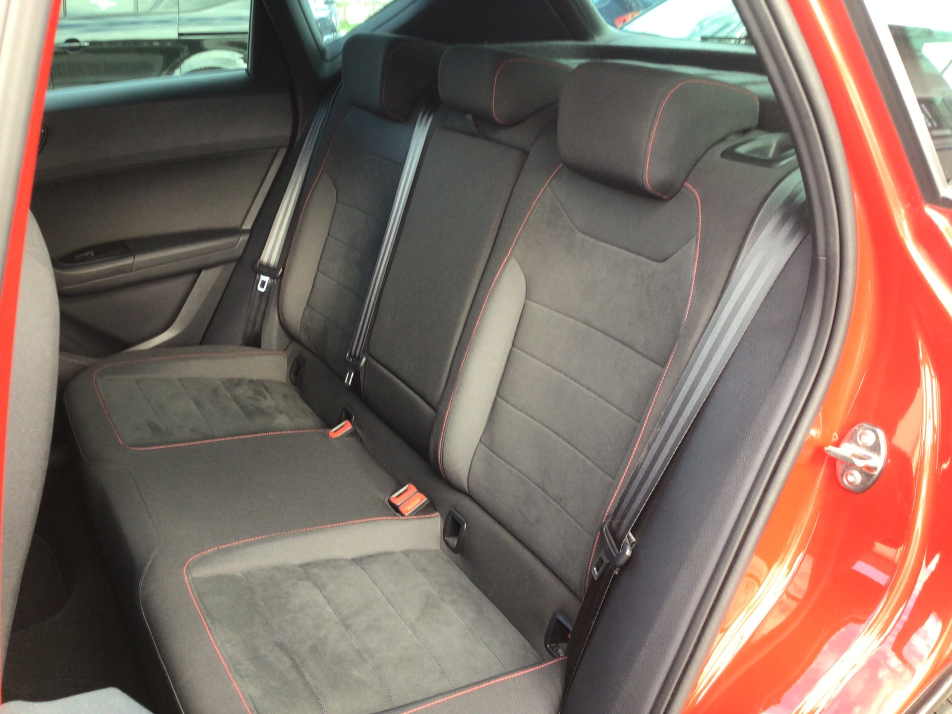 SEAT Ateca 2.0 TSI FR 4Drive DSG-image-9