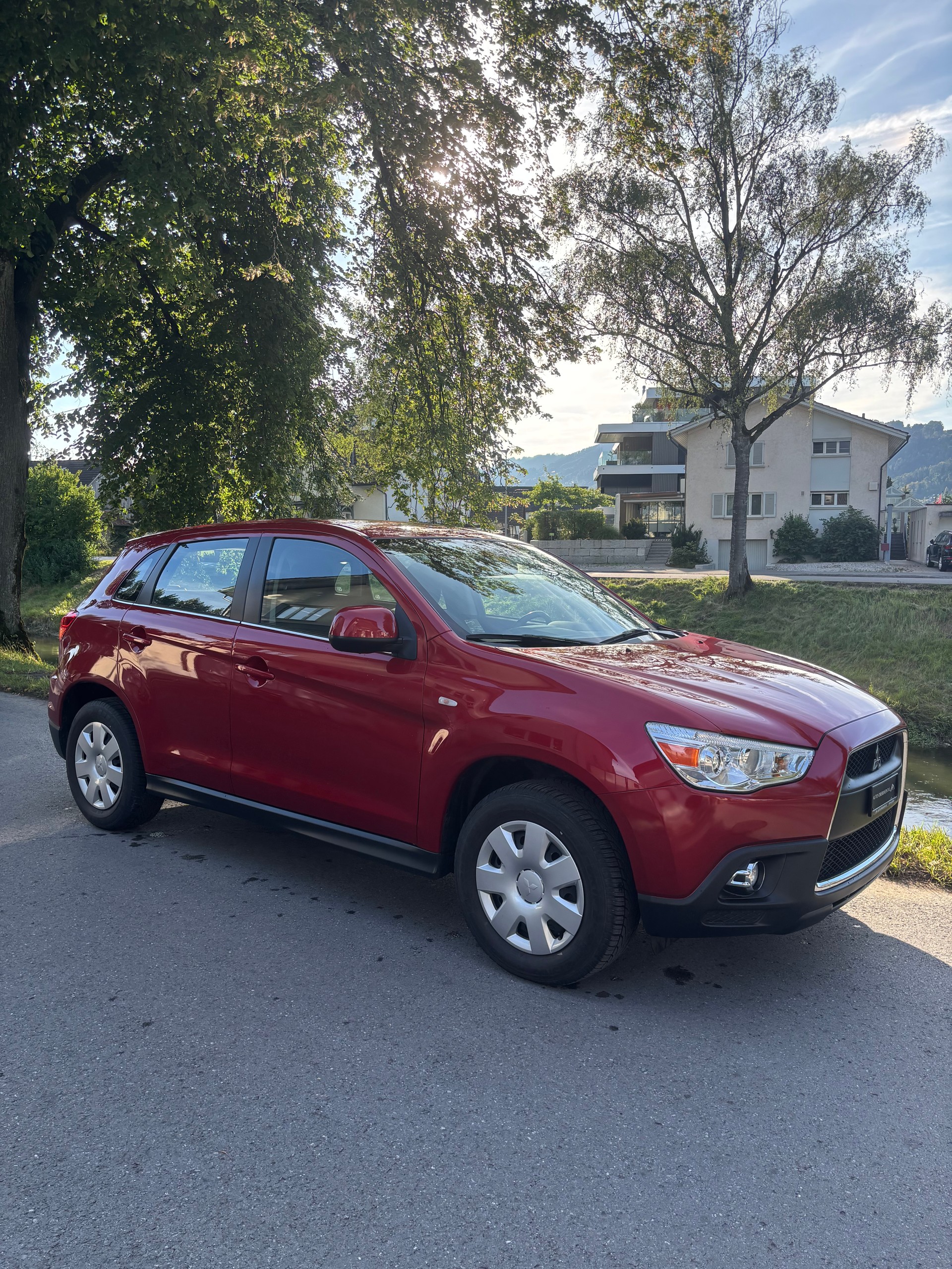 MITSUBISHI ASX 1.8 DID Jubilé35 4WD-image-10