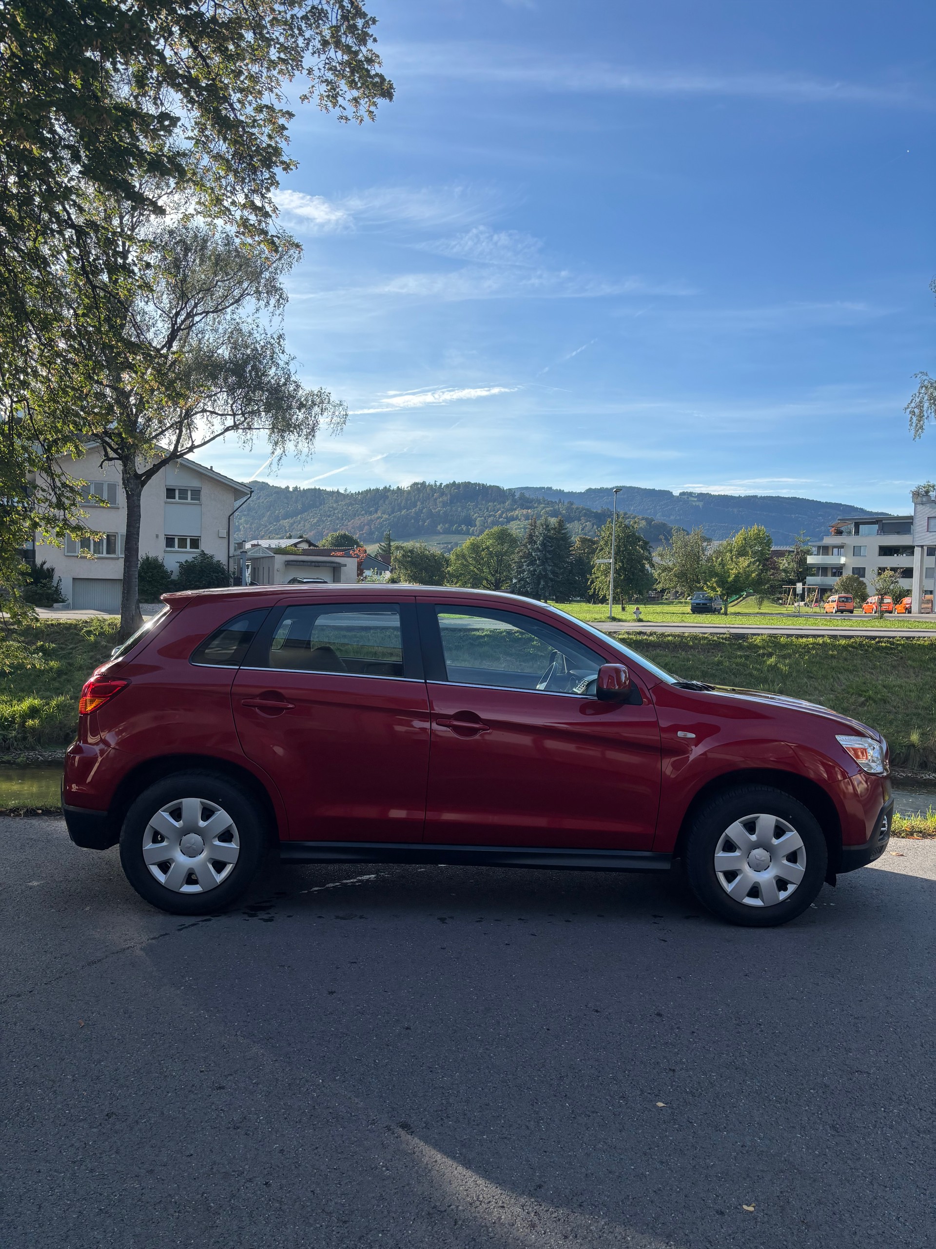 MITSUBISHI ASX 1.8 DID Jubilé35 4WD-image-9