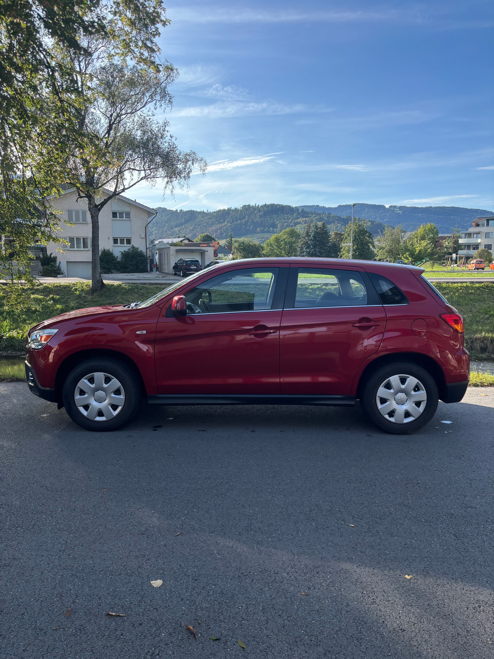 MITSUBISHI ASX 1.8 DID Jubilé35 4WD-image-3