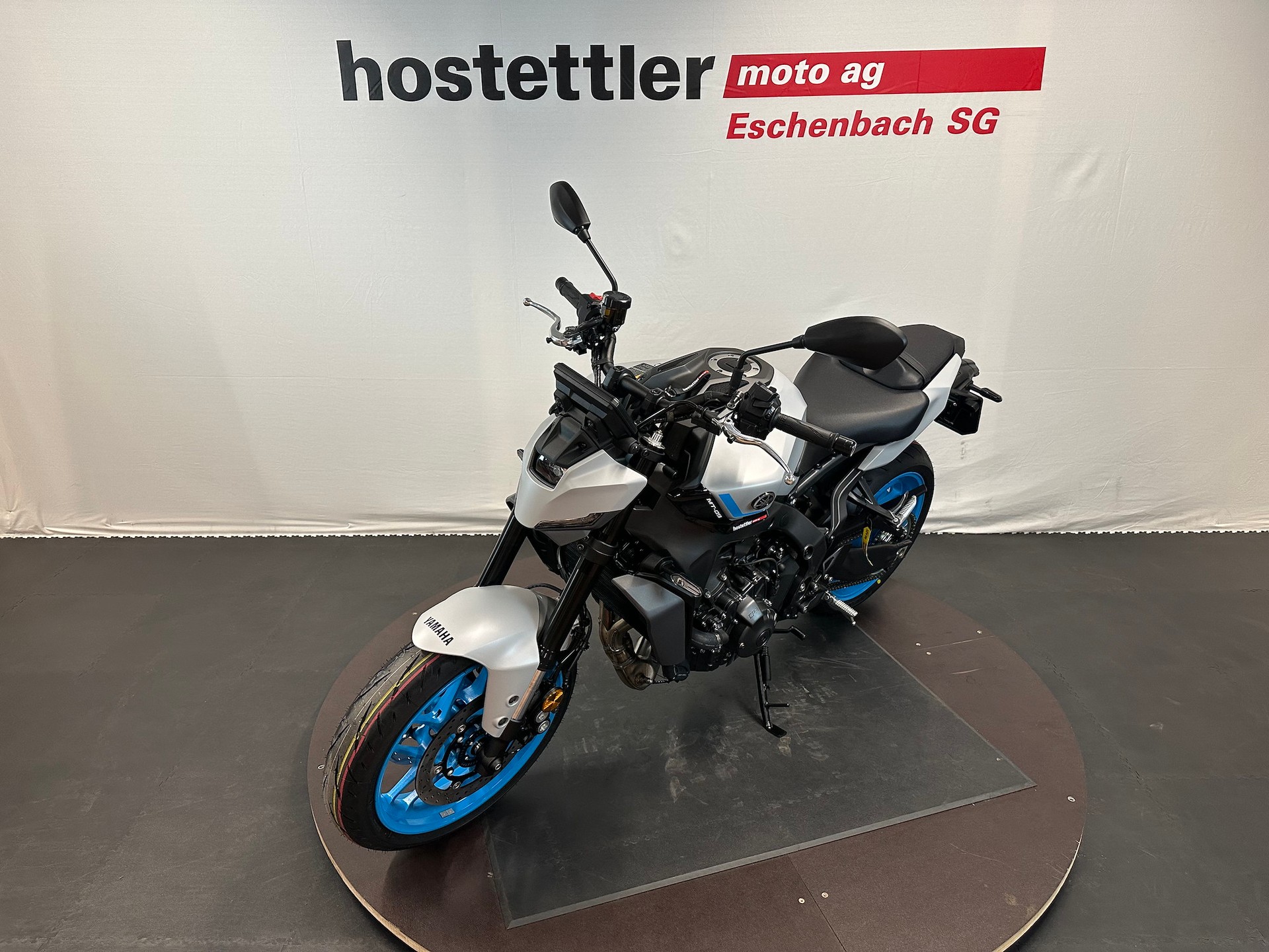 YAMAHA MT-09-image-2