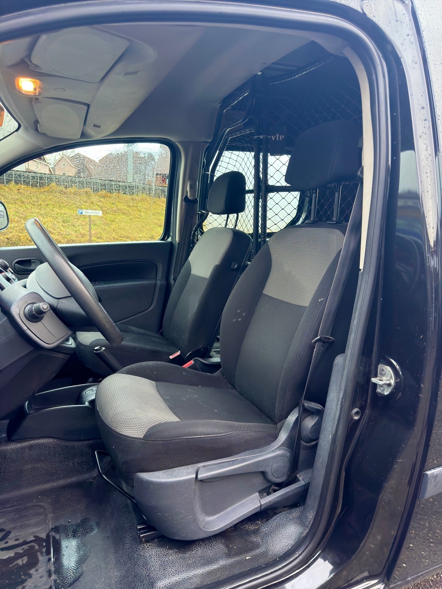 RENAULT Kangoo Maxi dCi 115 ENERGY Business 6 gang, Klimaanlage, Nutzlast 670 Kg, Tempomat, PCD, 12m Garantie-image-8