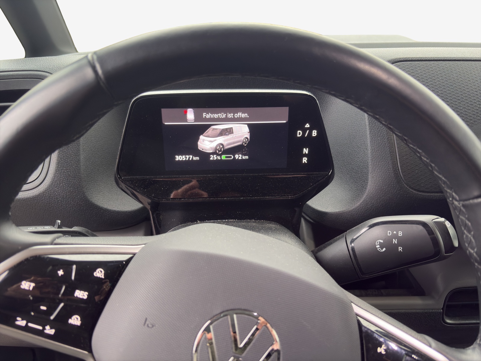VW ID. Buzz Cargo Pro 4Motion-image-8