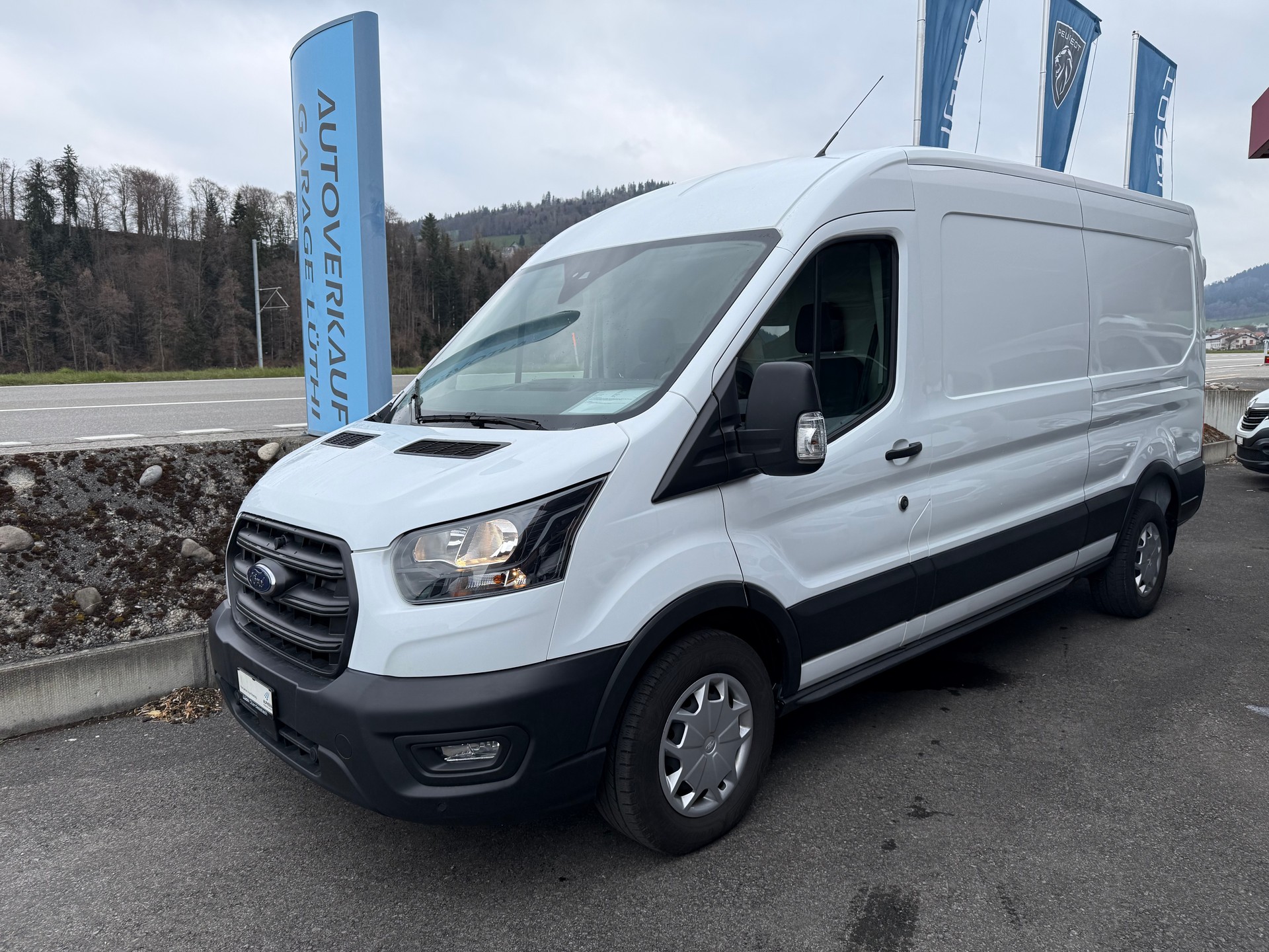 FORD Transit Van 350 L3 Trend 2.0 TDCi 130 FWD Automat A