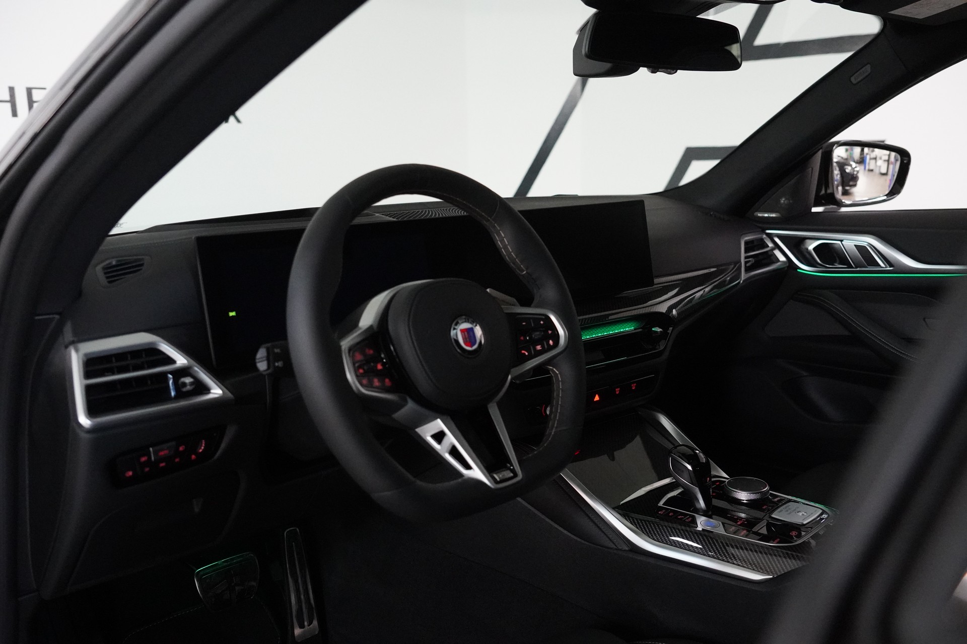 BMW-ALPINA B4 Gran Coupé 3.0 xDrive GT S-Tronic-image-24