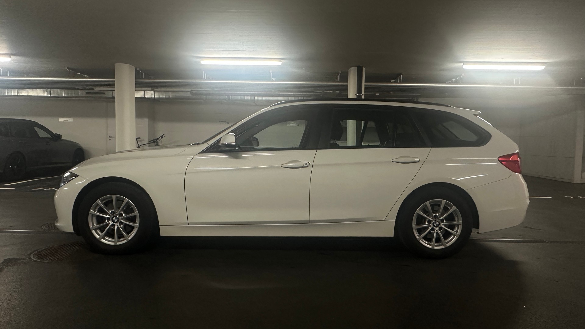 BMW 316d Touring Business Steptronic-image-2
