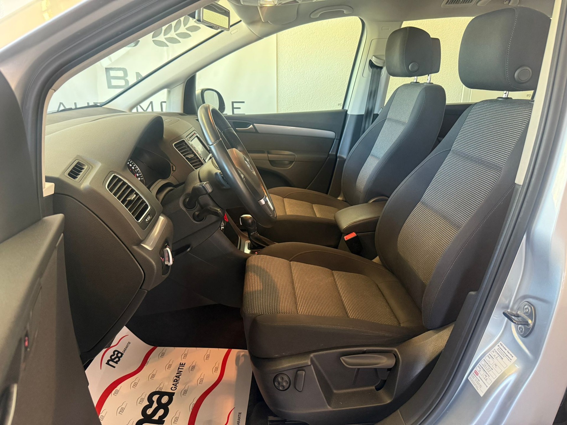 VW Sharan 2.0 TSI Comfortline DSG-image-10