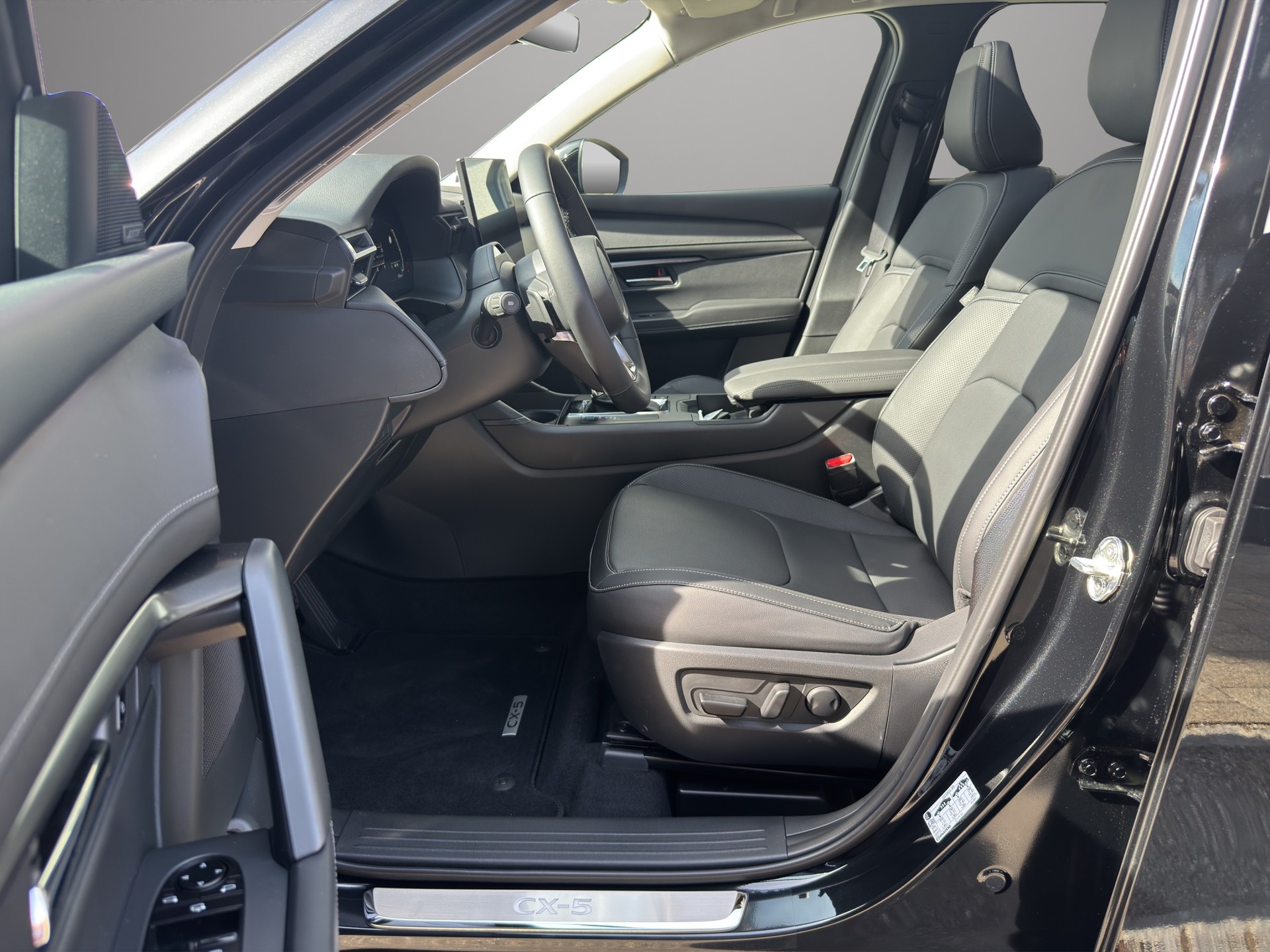 MAZDA CX-5 e-Skyactiv-G 141 Homura AWD-image-8