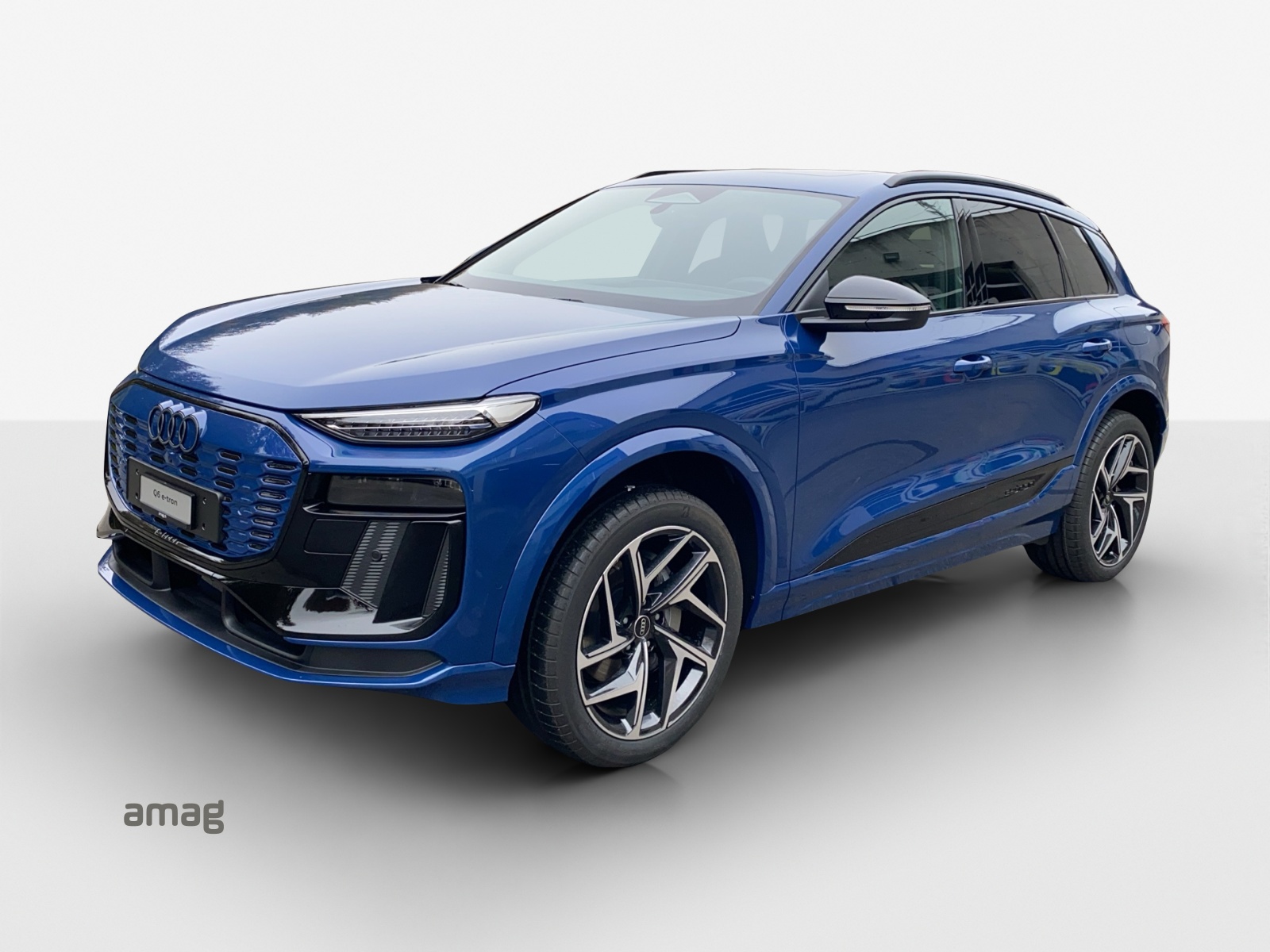 AUDI Q6 e-tron quattro