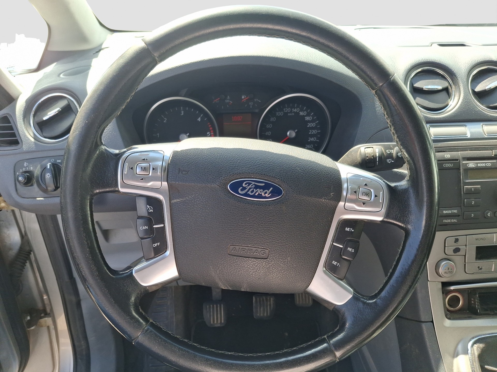 FORD Galaxy 2.0i Trend-image-10