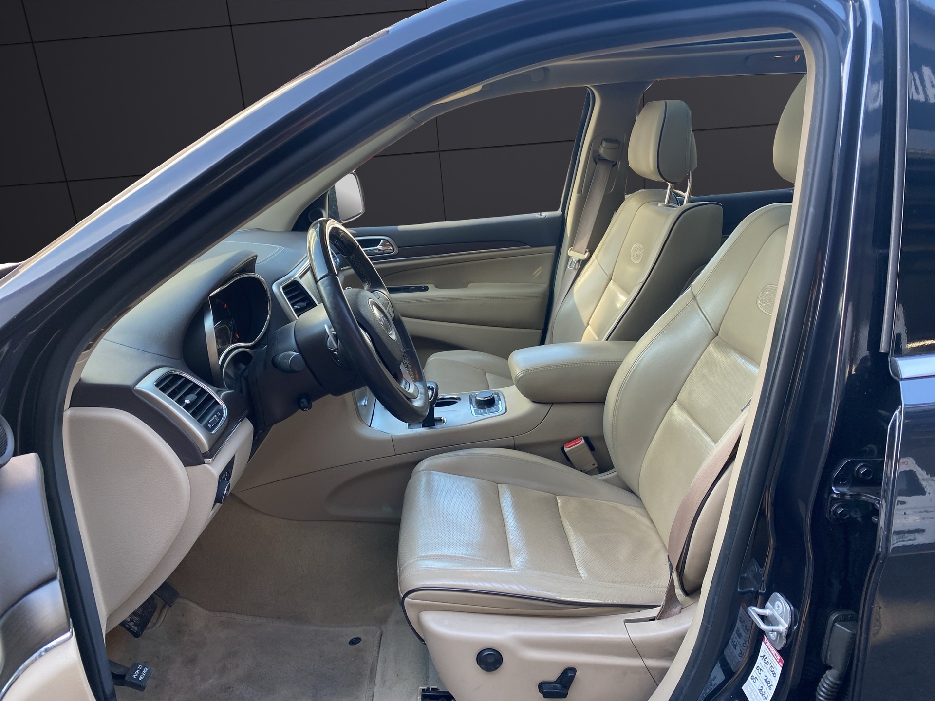 JEEP Grand Cherokee 3.0 CRD Overland Automatic-image-8