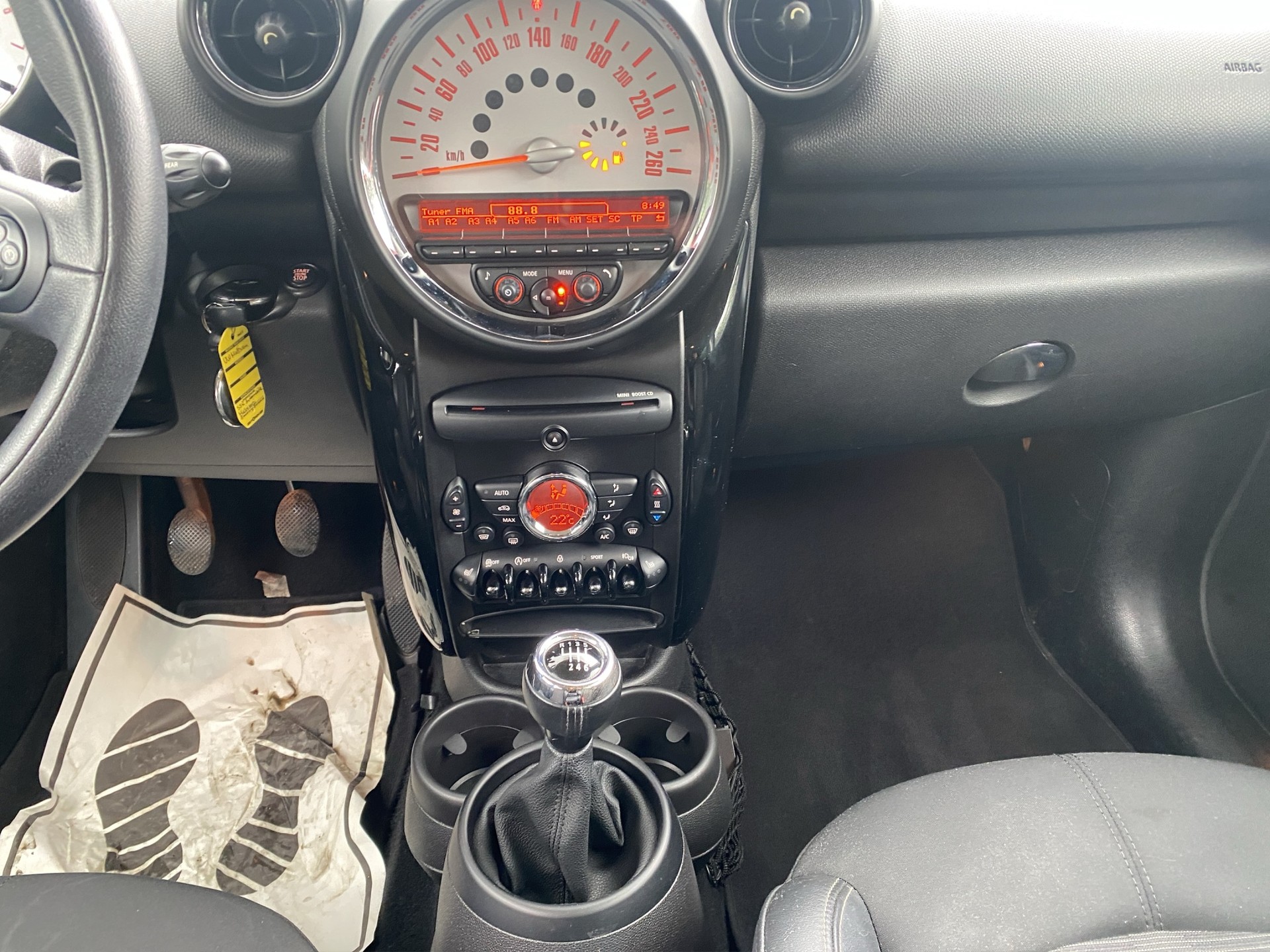 MINI Countryman Cooper D ALL4-image-13
