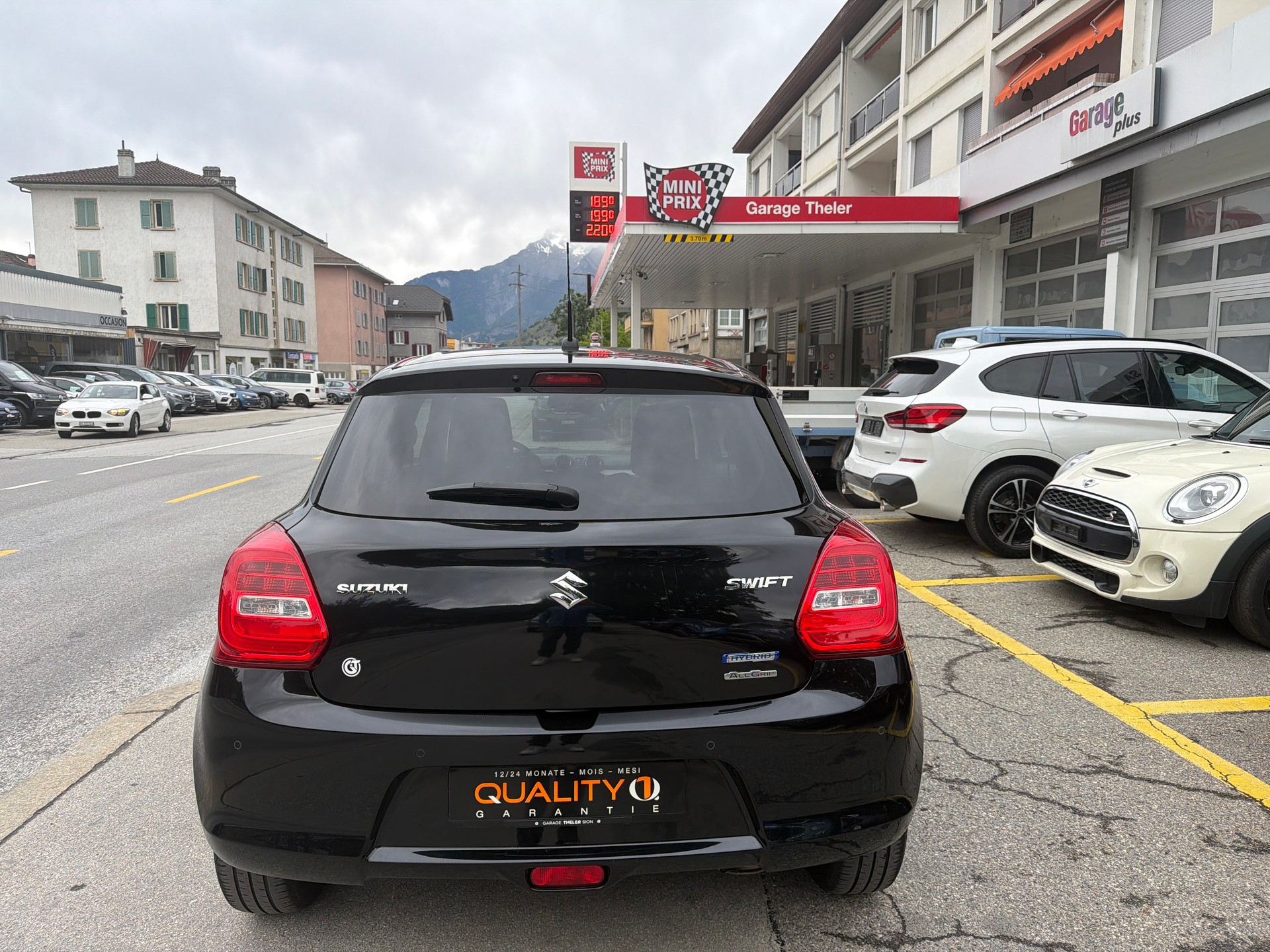 SUZUKI Swift 1.2 Compact + 4x4 Hybrid-image-4