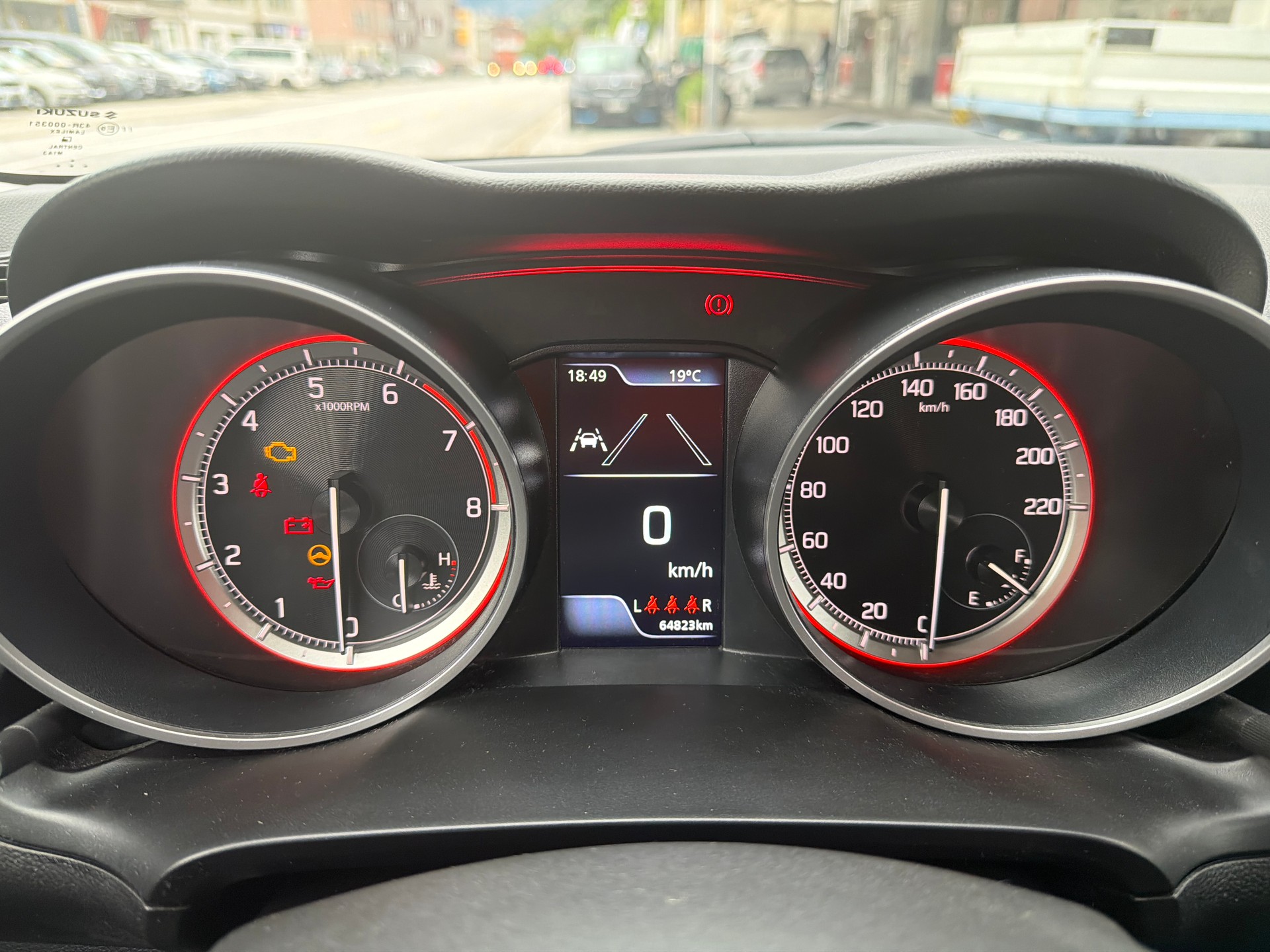 SUZUKI Swift 1.2 Compact + 4x4 Hybrid-image-11