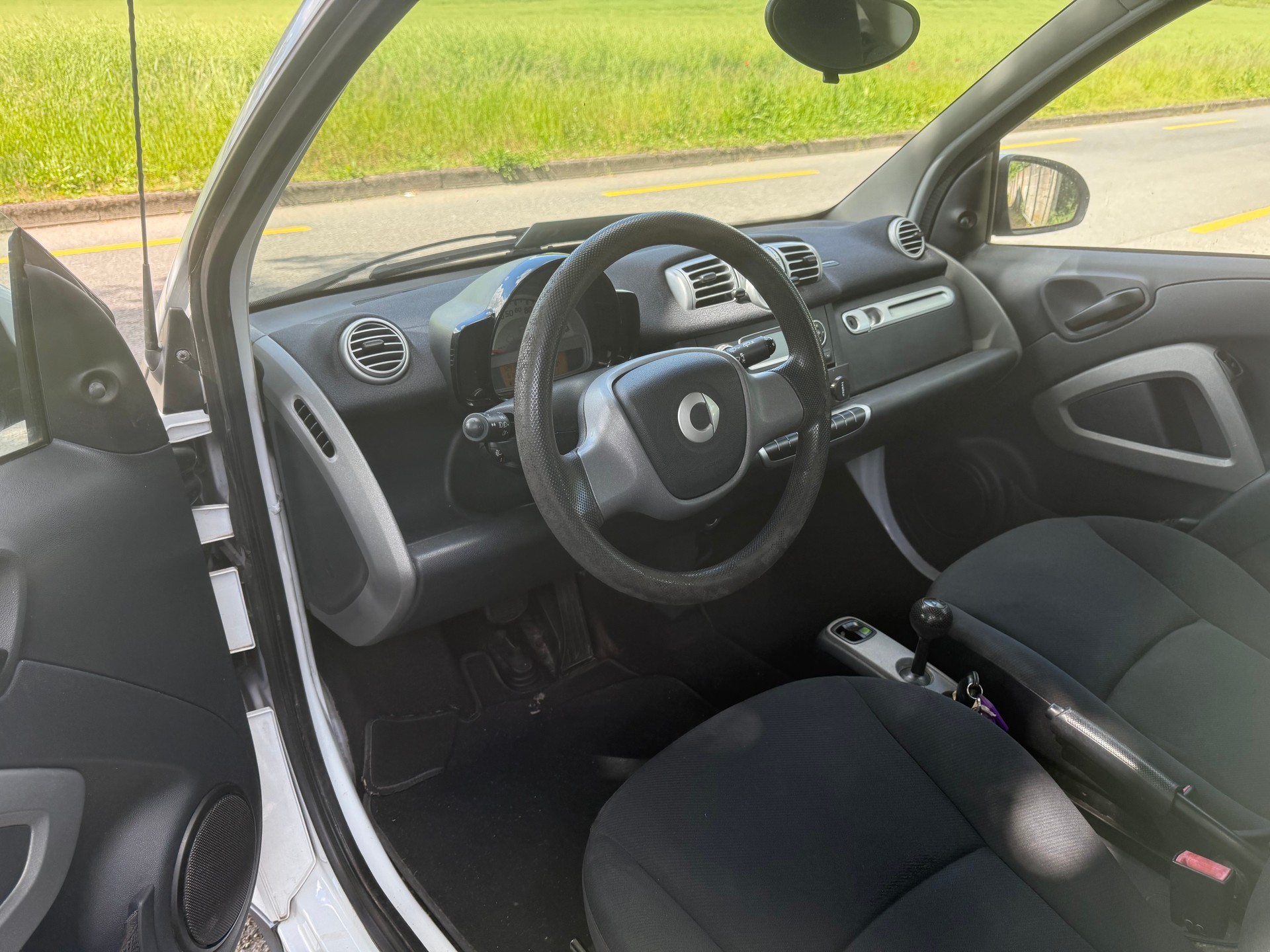 SMART fortwo pure mhd softip-image-7
