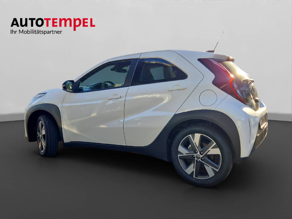 TOYOTA Aygo X 1.5 VVT-i HSD Comfort 48140/000-showroom-element-2