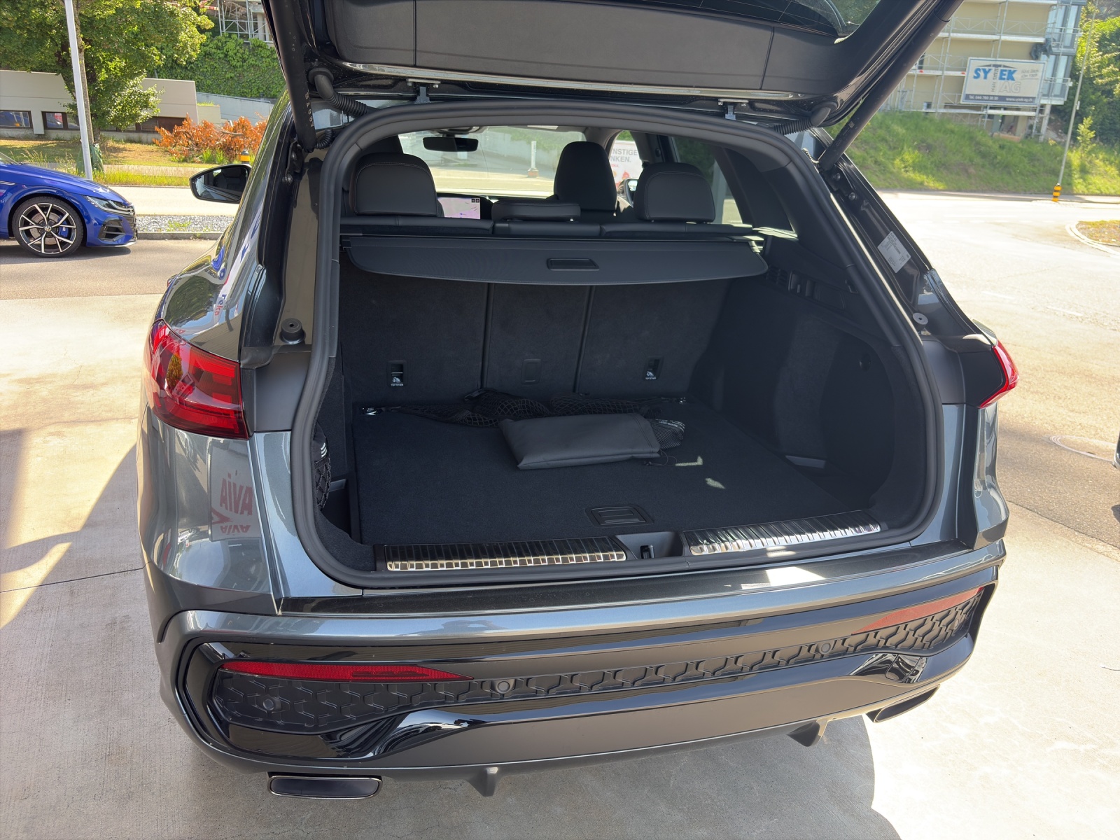 AUDI Q5 SUV 2.0 TFSI quattro S-Tronic-image-17