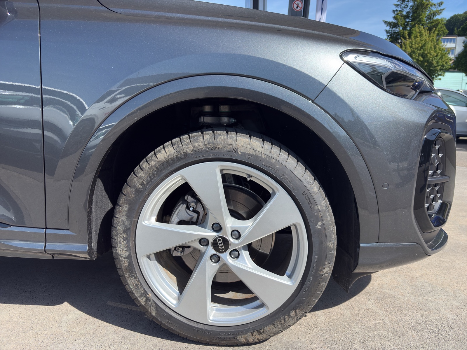 AUDI Q5 SUV 2.0 TFSI quattro S-Tronic-image-16