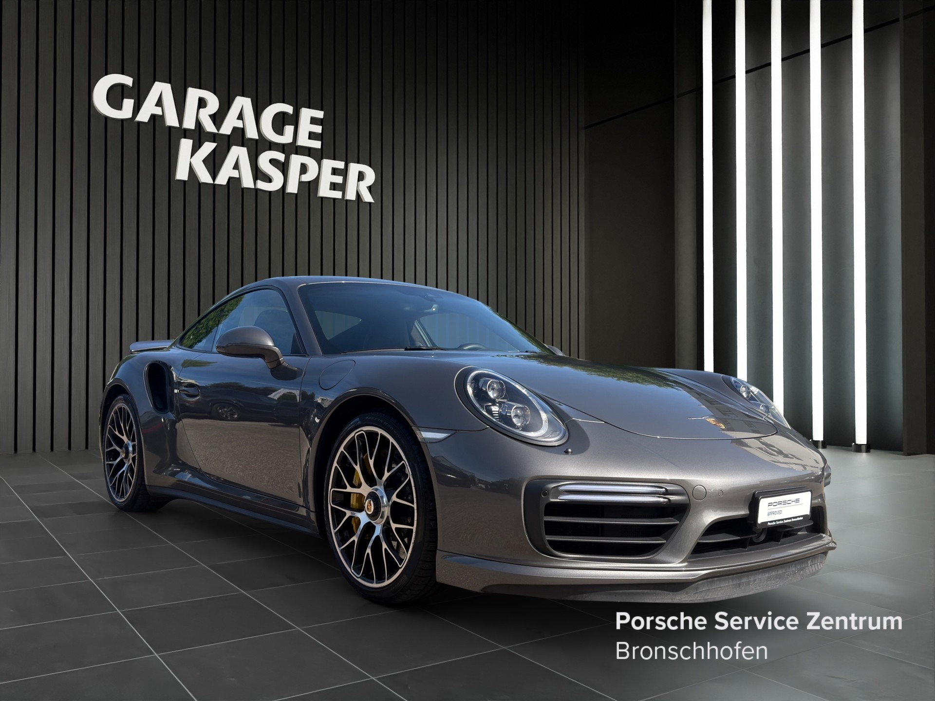 PORSCHE 911 Turbo S PDK-image-6