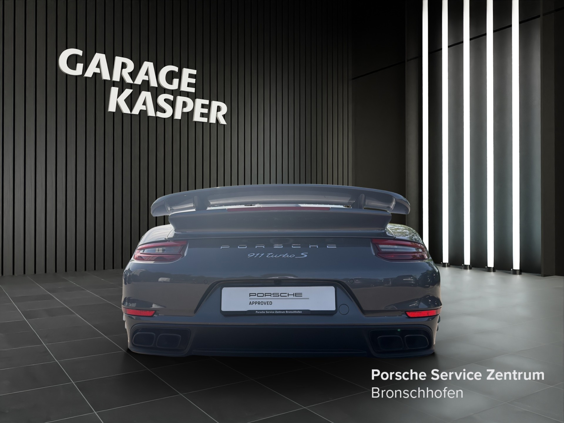 PORSCHE 911 Turbo S PDK-showroom-element-3
