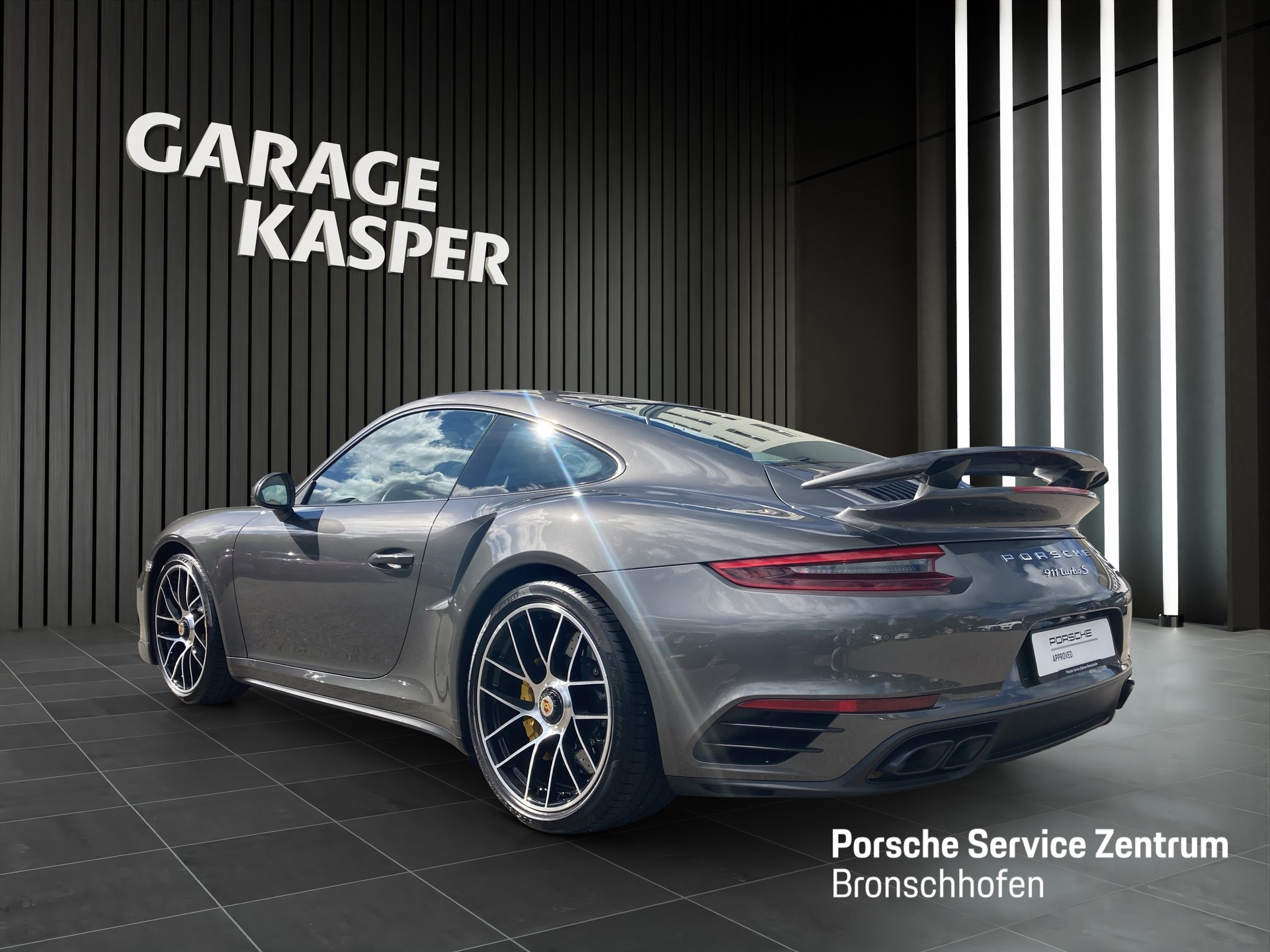 PORSCHE 911 Coupé 3.8 Turbo S PDK-showroom-element-2