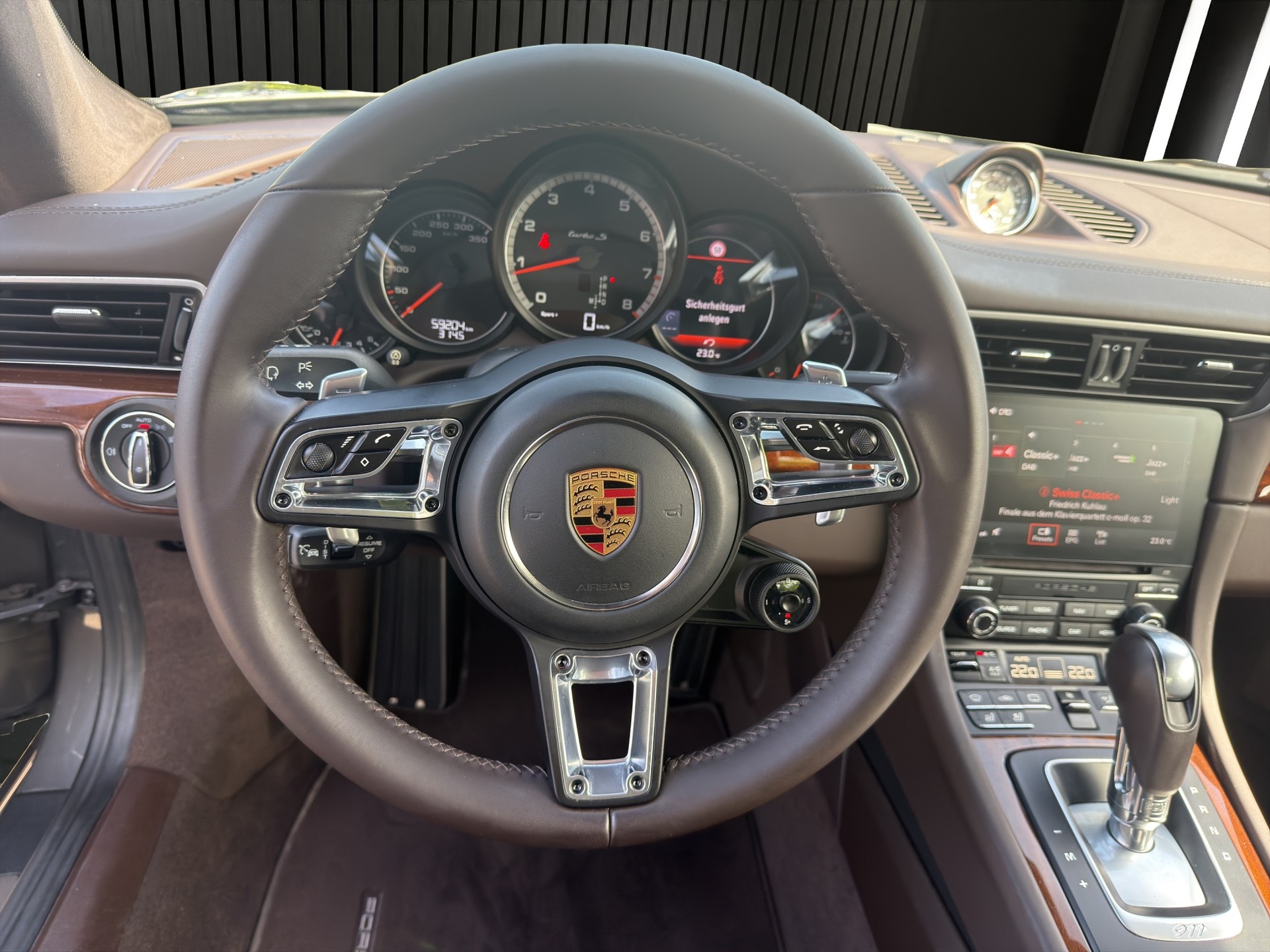 PORSCHE 911 Turbo S PDK-image-9