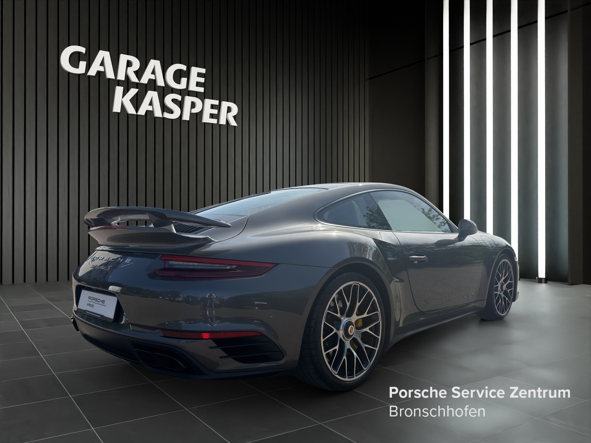 PORSCHE 911 Turbo S PDK-image-4