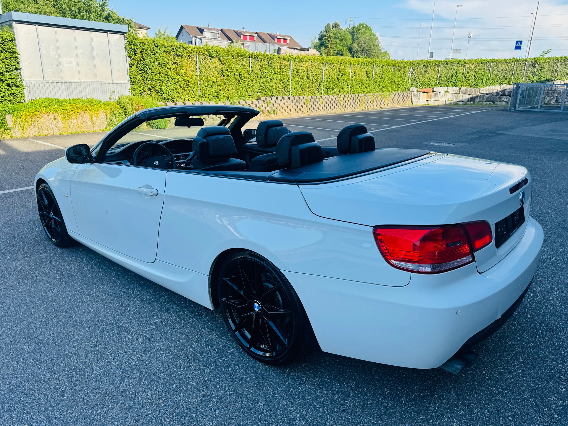 BMW 325i Cabriolet Steptronic M-Paket-image-3