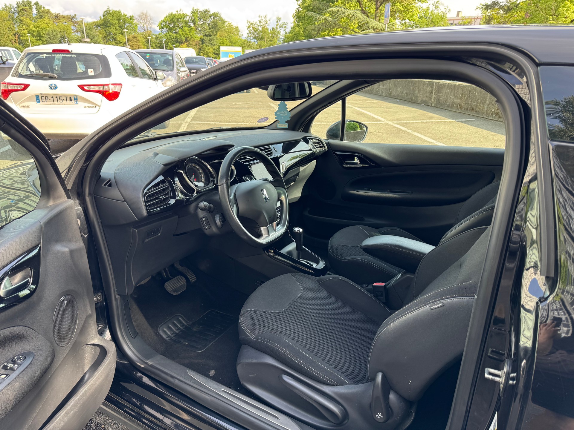 DS AUTOMOBILES DS3 1.6 VTi SO Chic Automatic-image-12