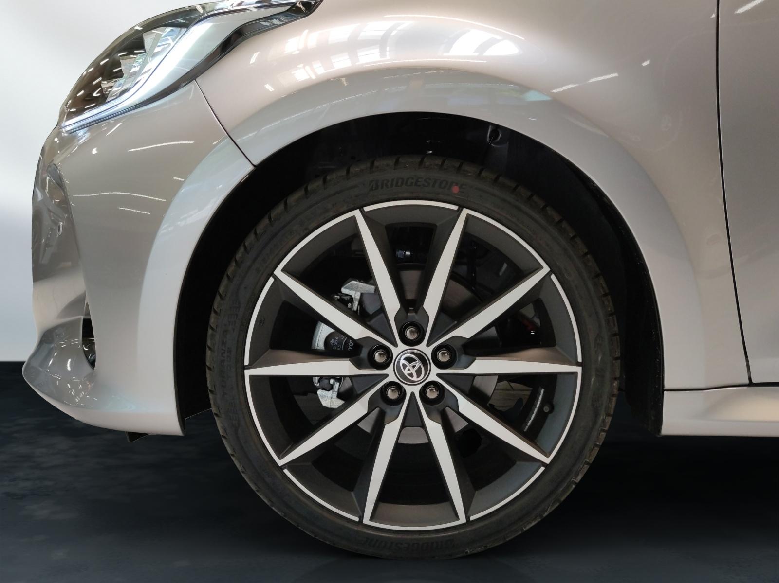 TOYOTA Yaris 1.5 VVT-i HSD GR Sport-image-18