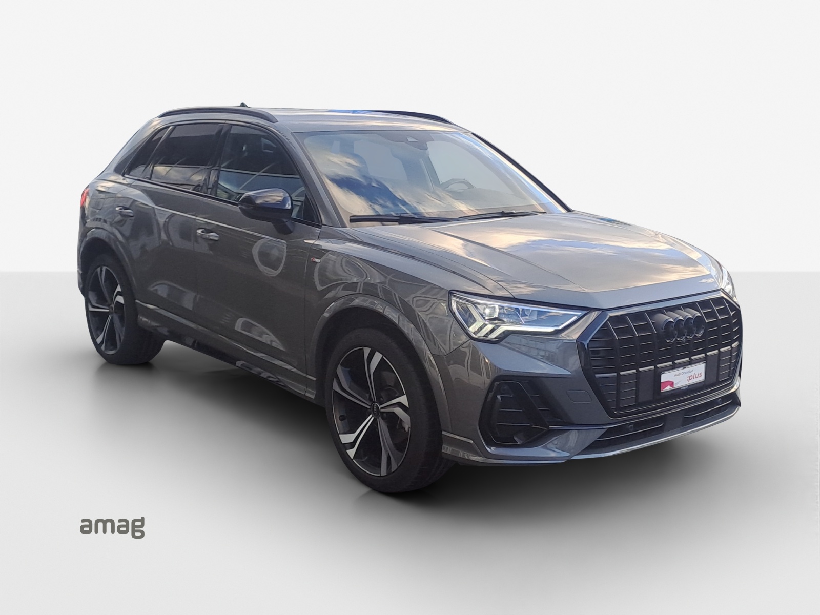 AUDI Q3 35 TFSI S line Attraction S-tronic-image-5