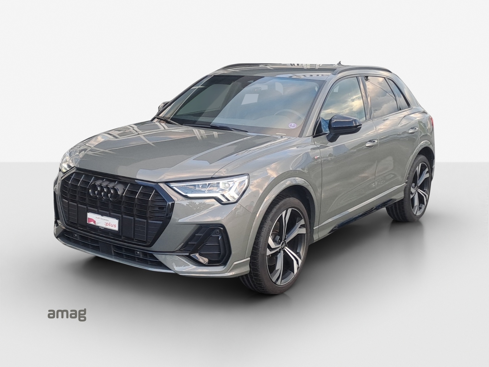 AUDI Q3 35 TFSI S line Attraction S-tronic