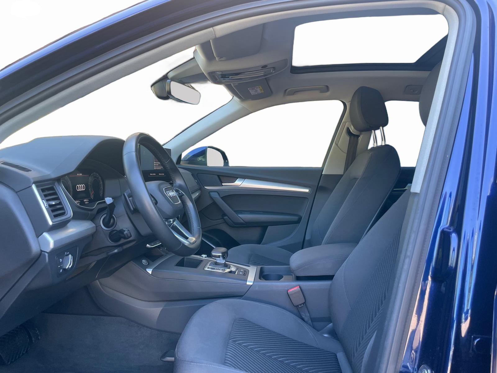 AUDI Q5 40 TFSI quattro S-tronic-image-3