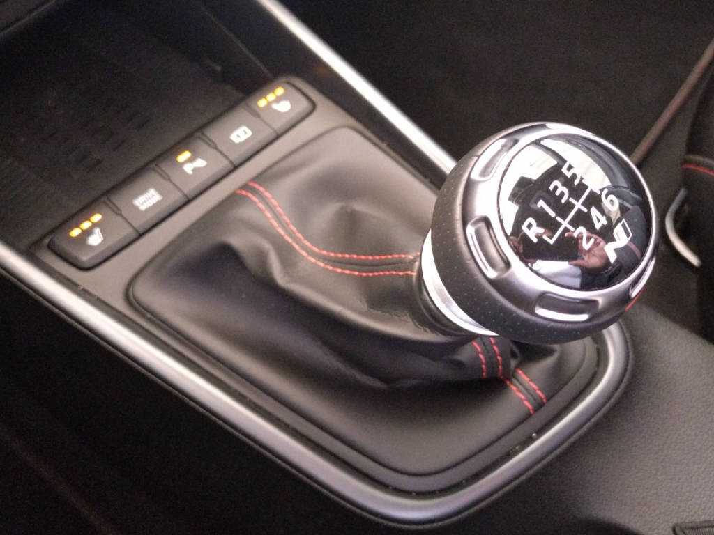 HYUNDAI i20 1.0 T-GDi 120 N-Line-image-17