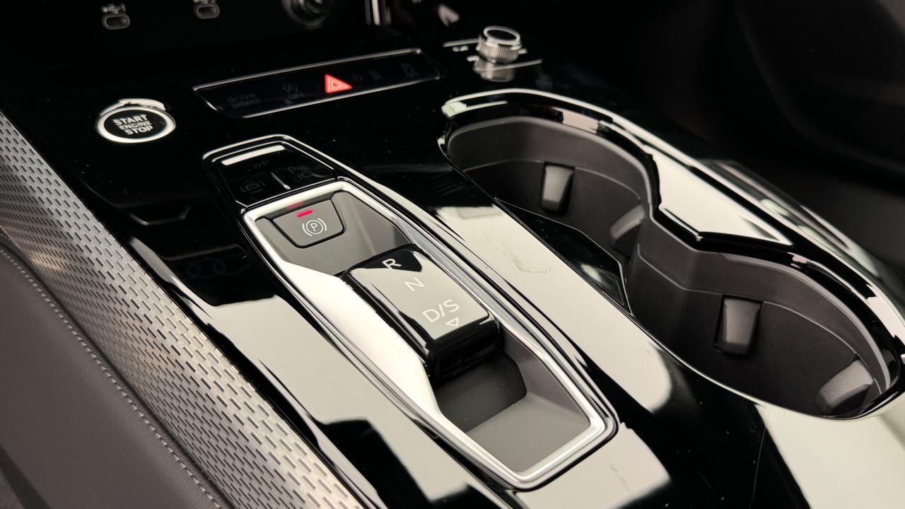 AUDI A5 Avant TFSI 150 kW S Line S tronic-image-10