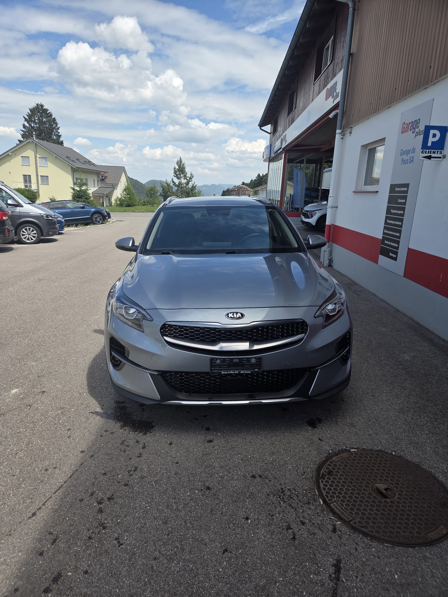 KIA XCeed 1.6 T-GDi Style DCT-image-2