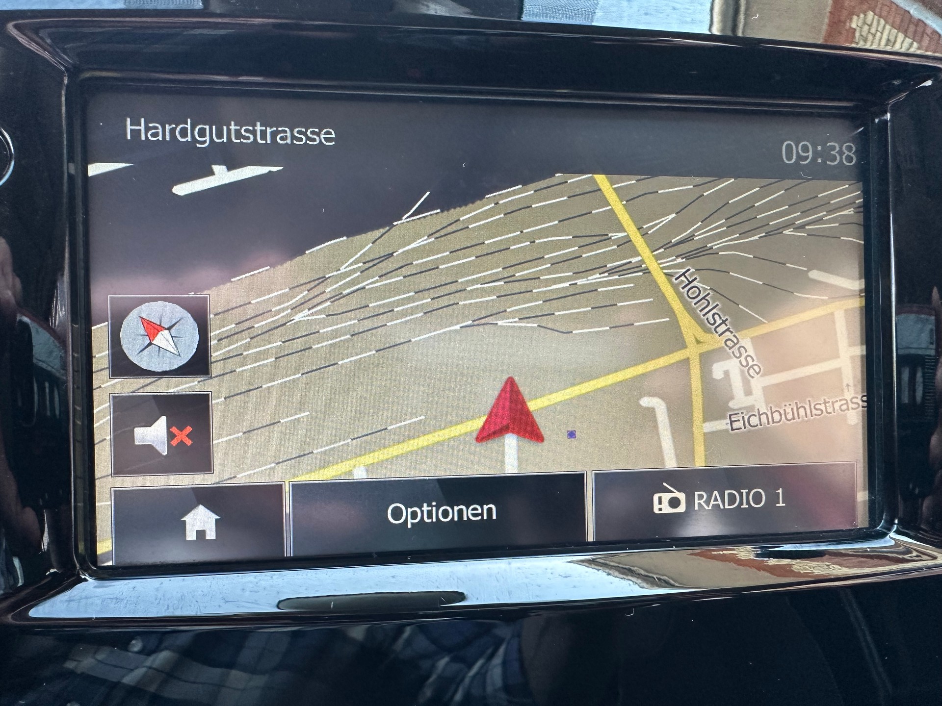 RENAULT Clio Grandtour 1.2 16V T Swiss Edition EDC-image-23