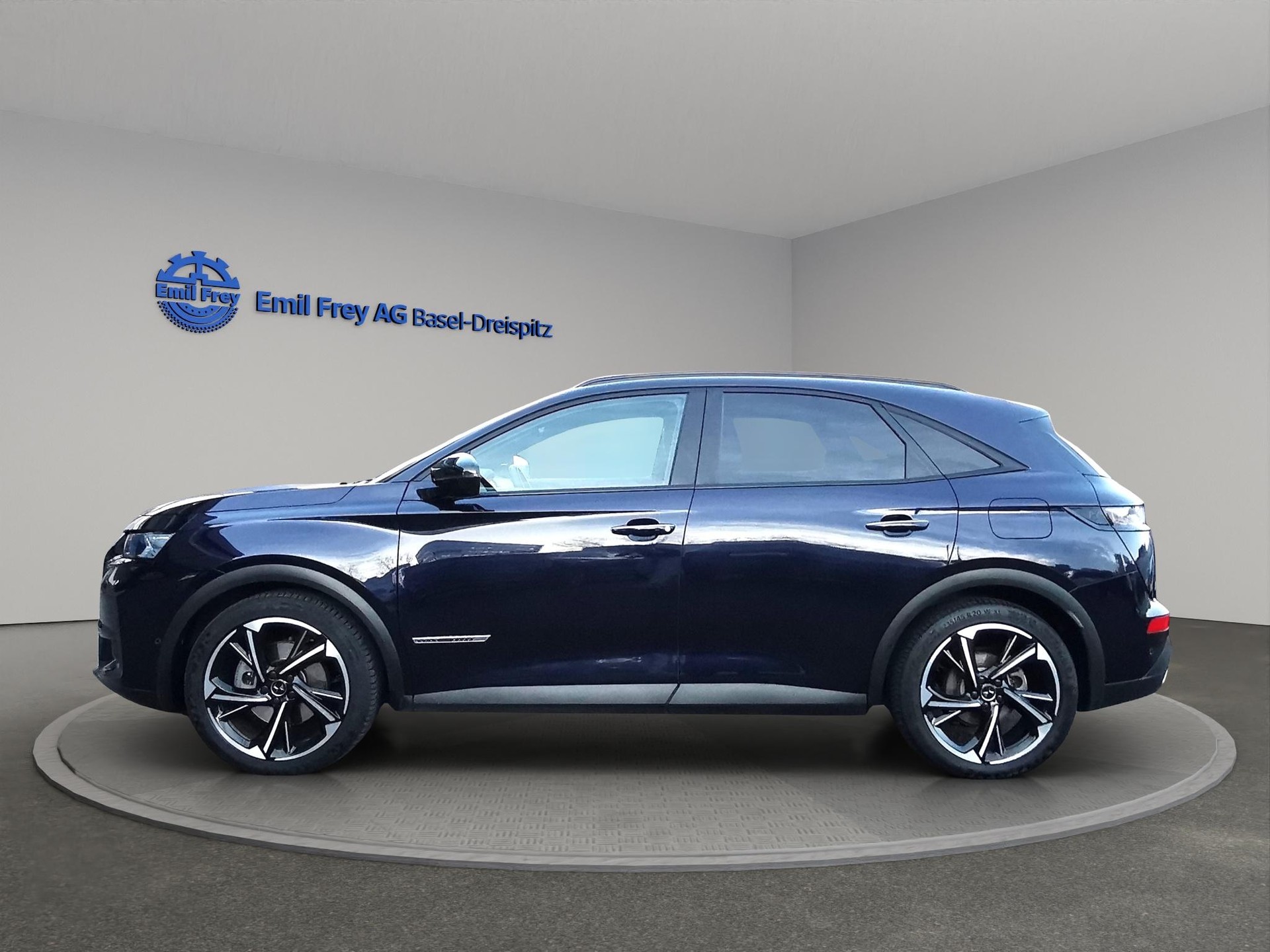 DS AUTOMOBILES 7 Crossback 1.6 E-Tense Louvre 4x4-showroom-element-2