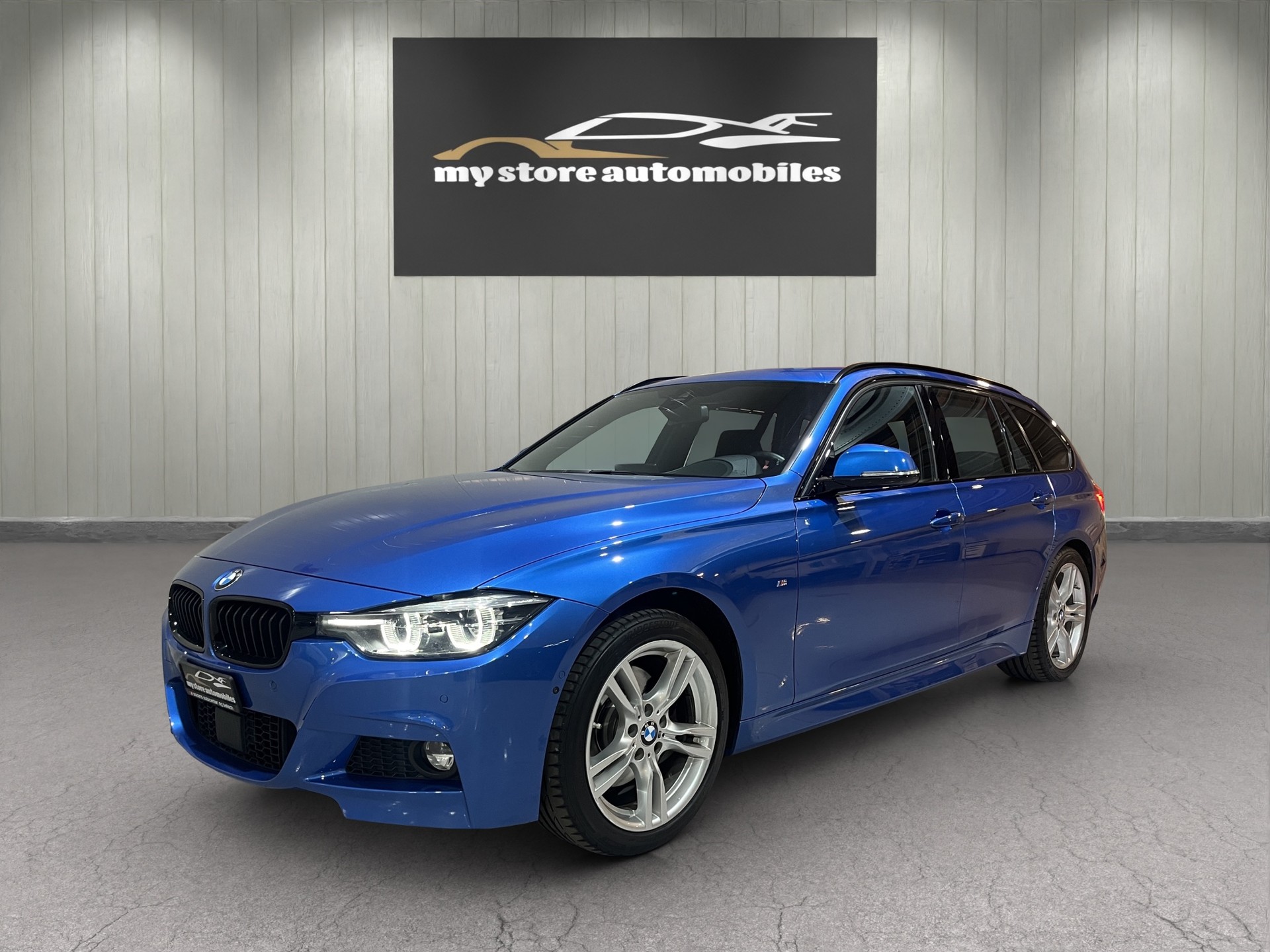 BMW 330i xDrive Touring Edition M Sport Steptronic-showroom-element-3
