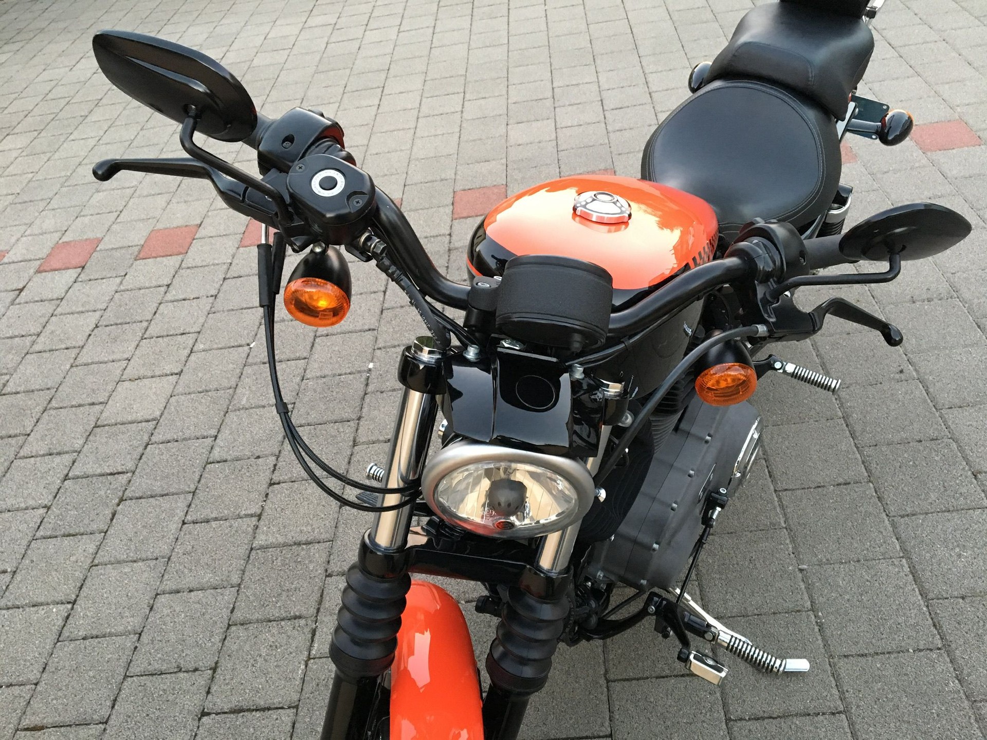 HARLEY-DAVIDSON XL 1200 N Sportster Nightster-image-1