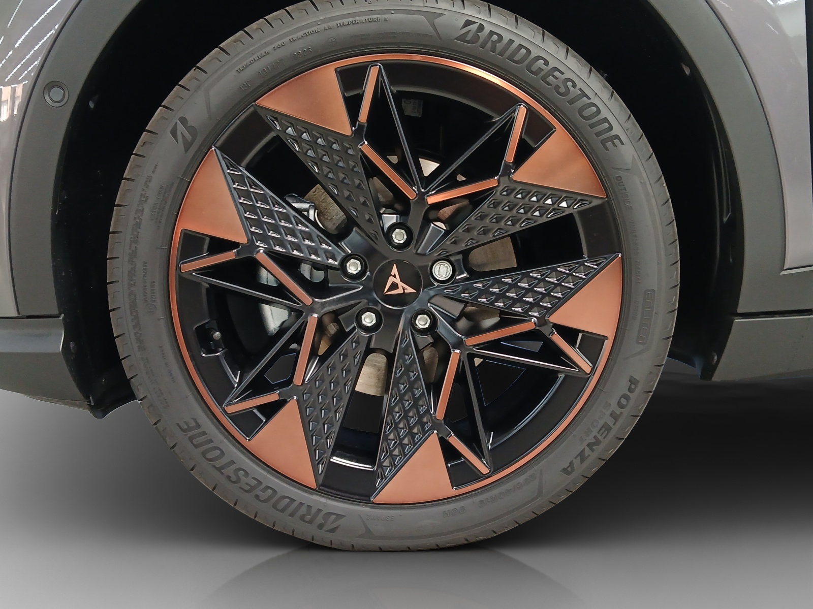 CUPRA Raval 52 kWh Dynamic+ Launch Edition-image-15