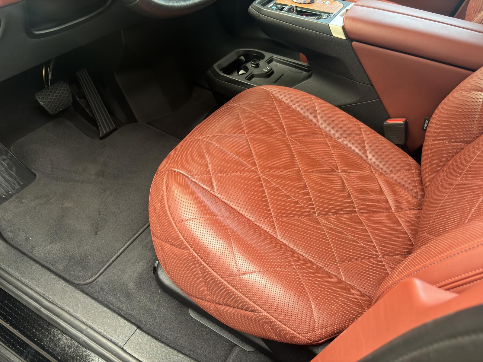 BMW iX xDrive40-image-20