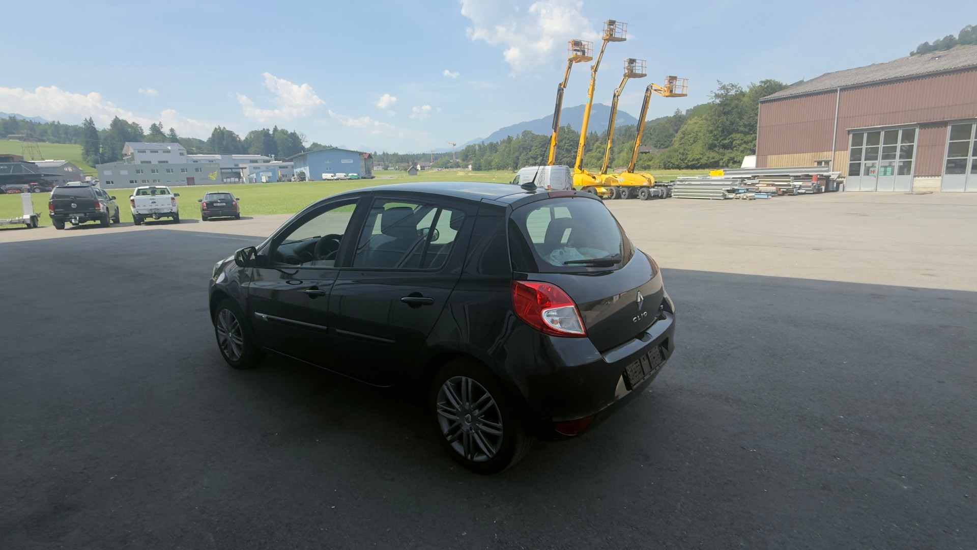 RENAULT Clio 1.2 16V Turbo S-image-6