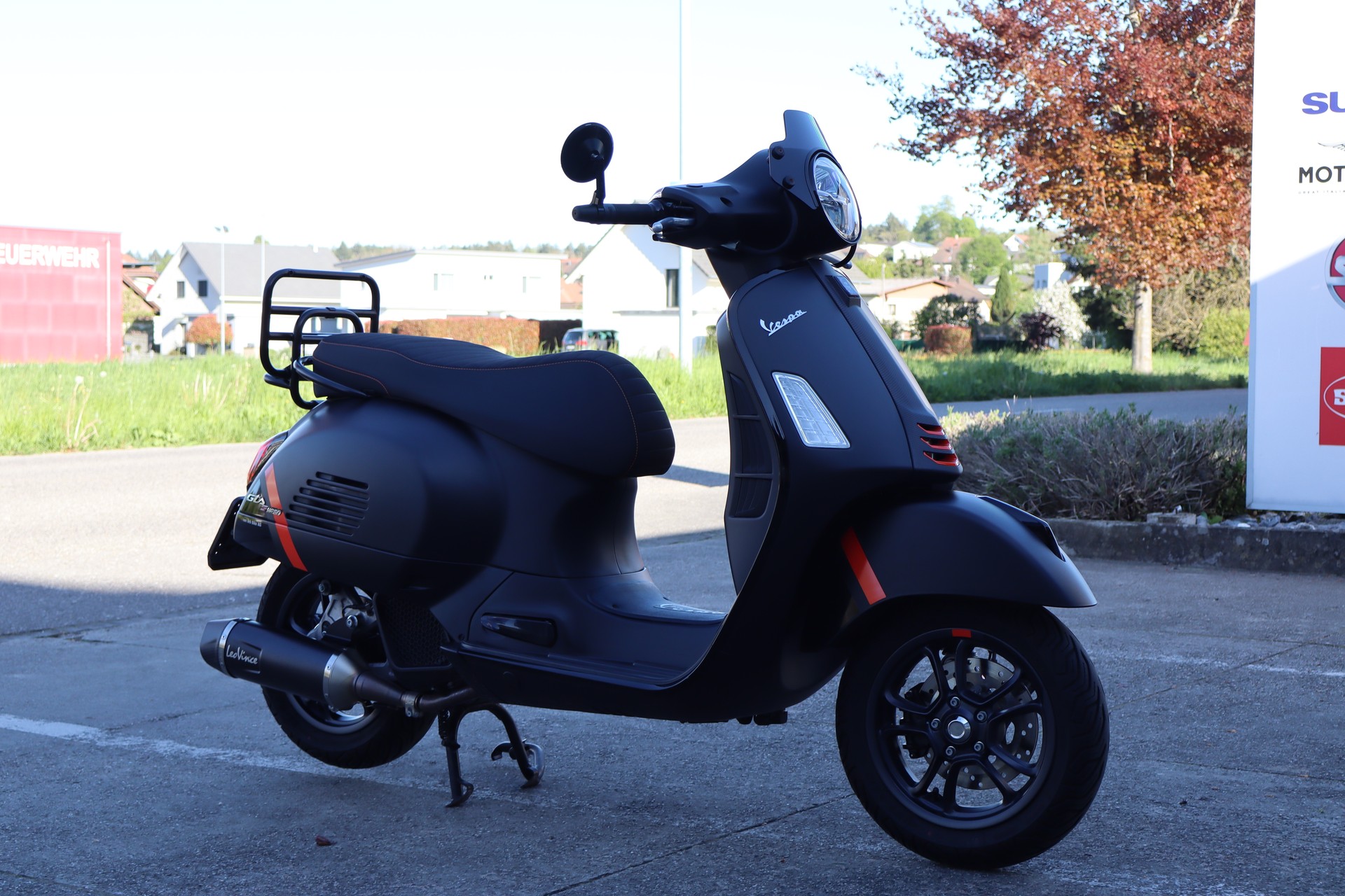 PIAGGIO Vespa GTS 125 Super ABS-image-1