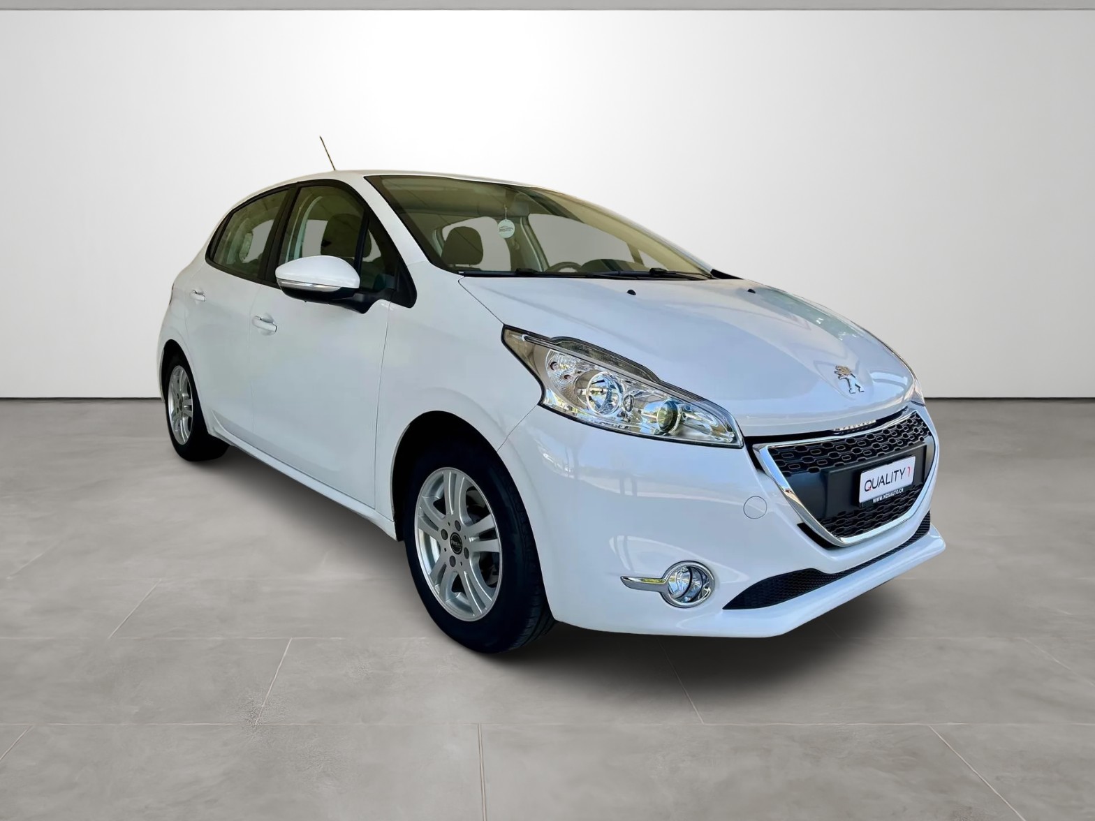 PEUGEOT 208 1.2 VTI Active-image-2