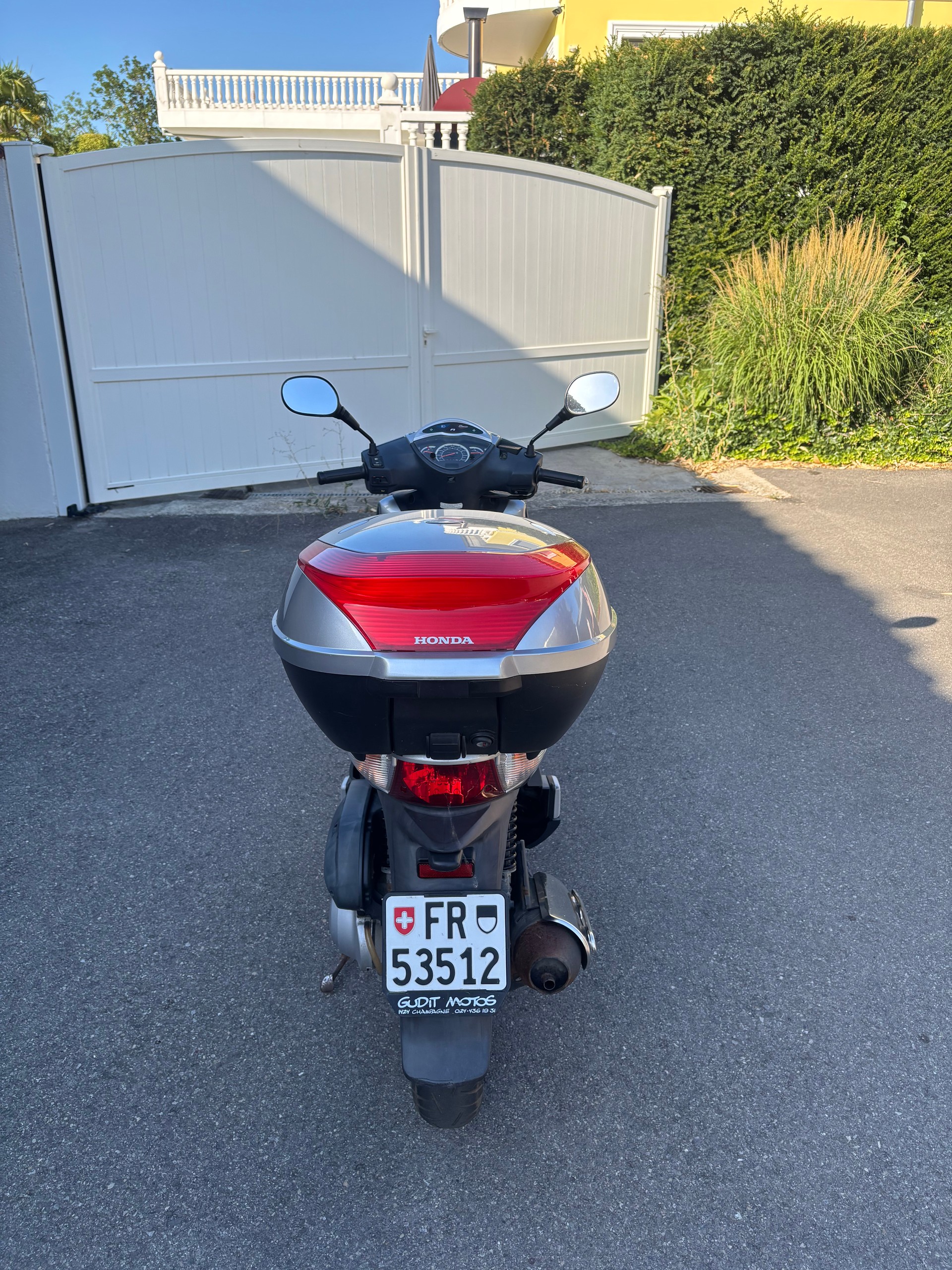 HONDA SH-image-3